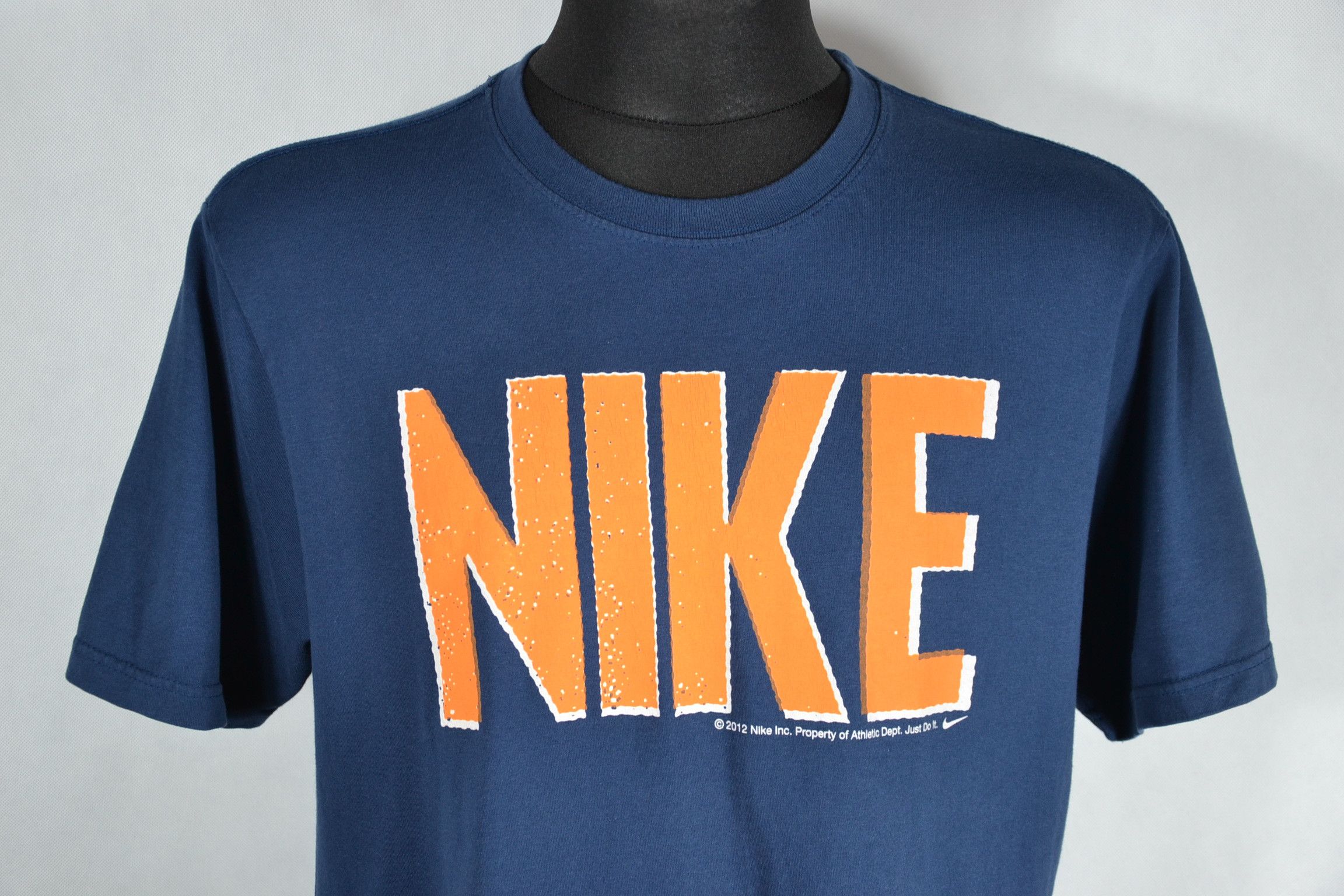 Nike NIKE Vintage Big Logo T shirt Mens XL Streetwear 2012 Cotton Size US XL / EU 56 / 4 - 2 Thumbnail