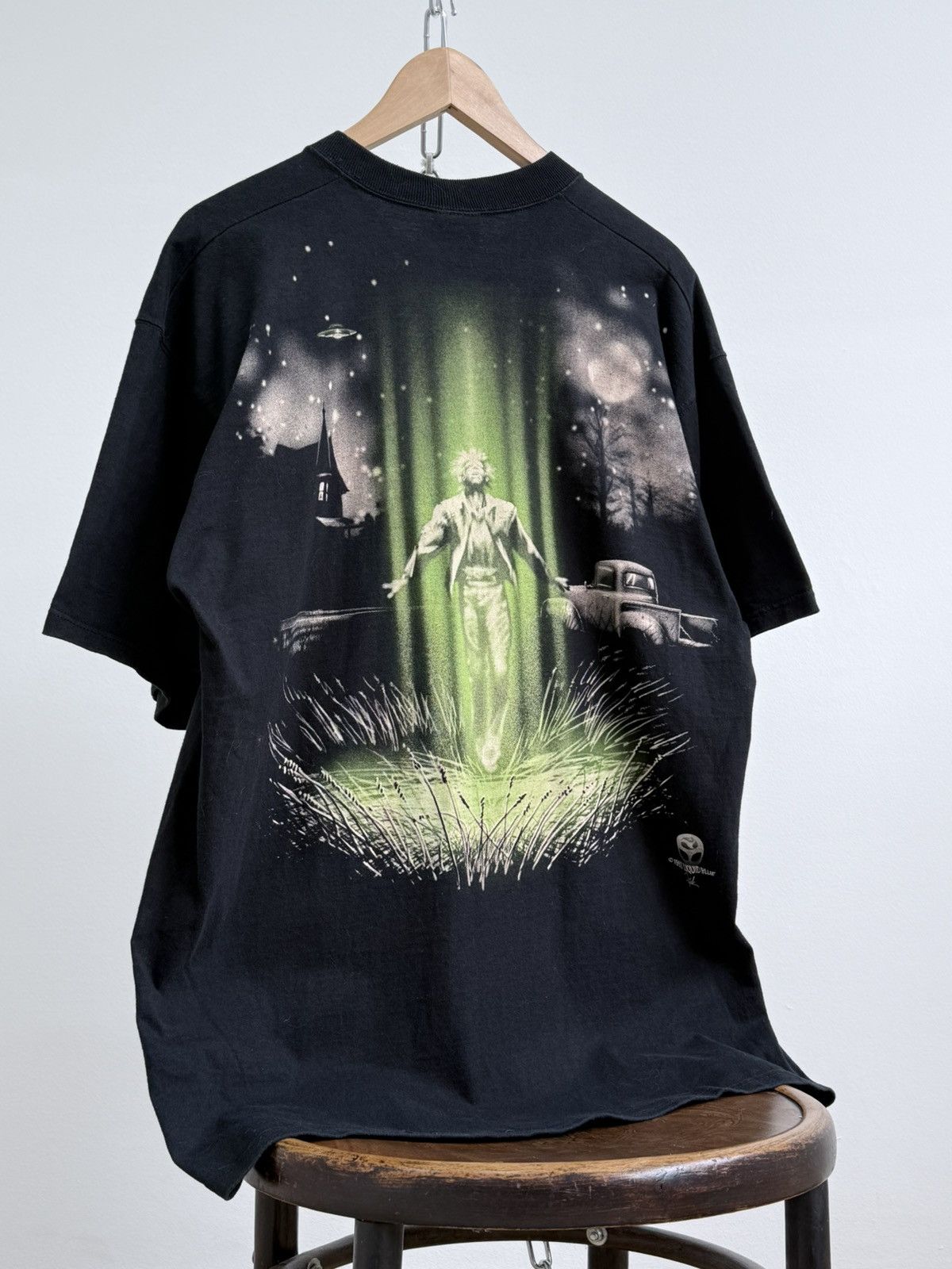 Liquid Blue Vintage 1997 Liquid Blue Alien UFO Graphic AOP T-Shirt Size US XL / EU 56 / 4 - 2 Thumbnail