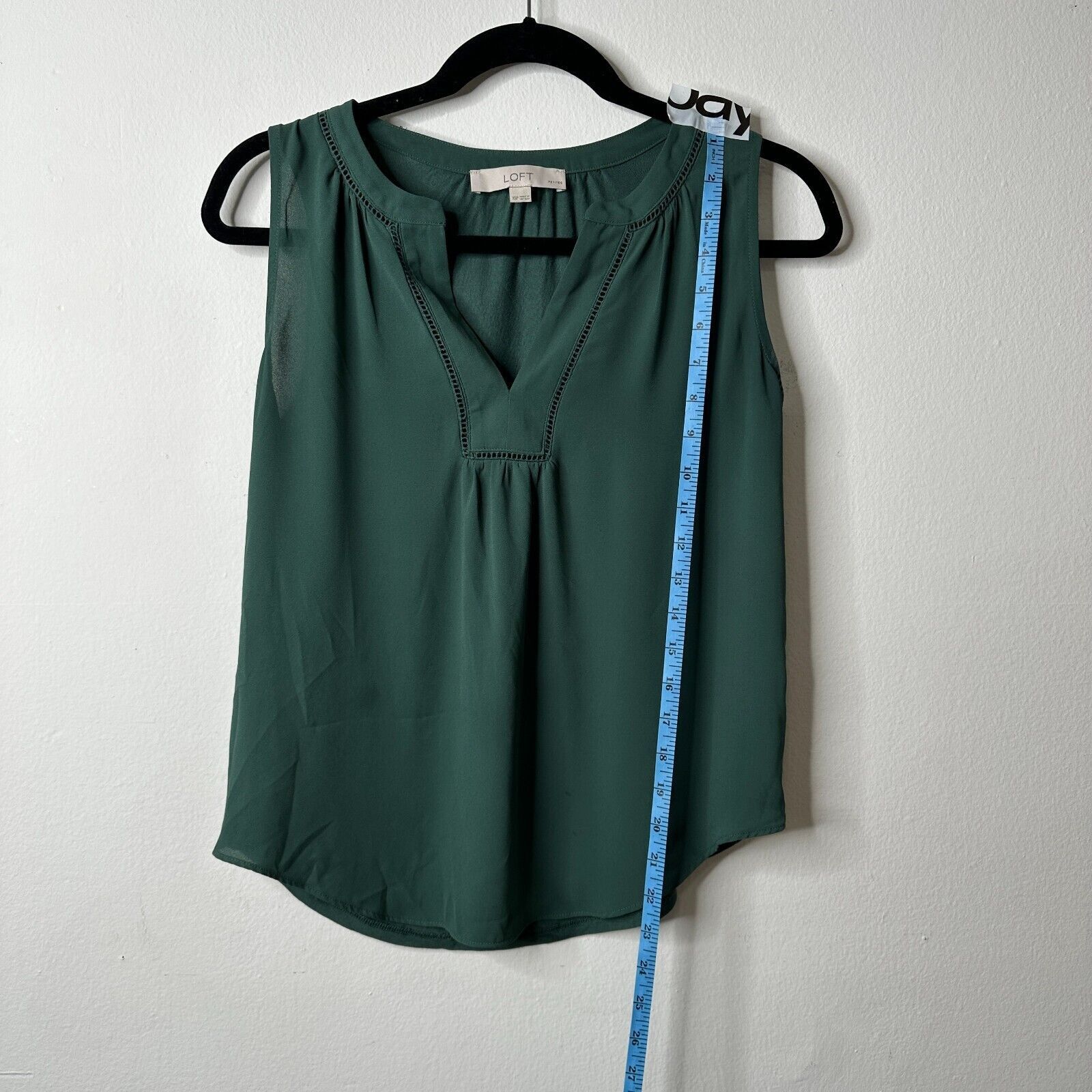 Loft Loft Sage Green Split V-Neck Sleeveless Tank Blouse XS Size XS / US 0-2 / IT 36-38 - 7 Thumbnail