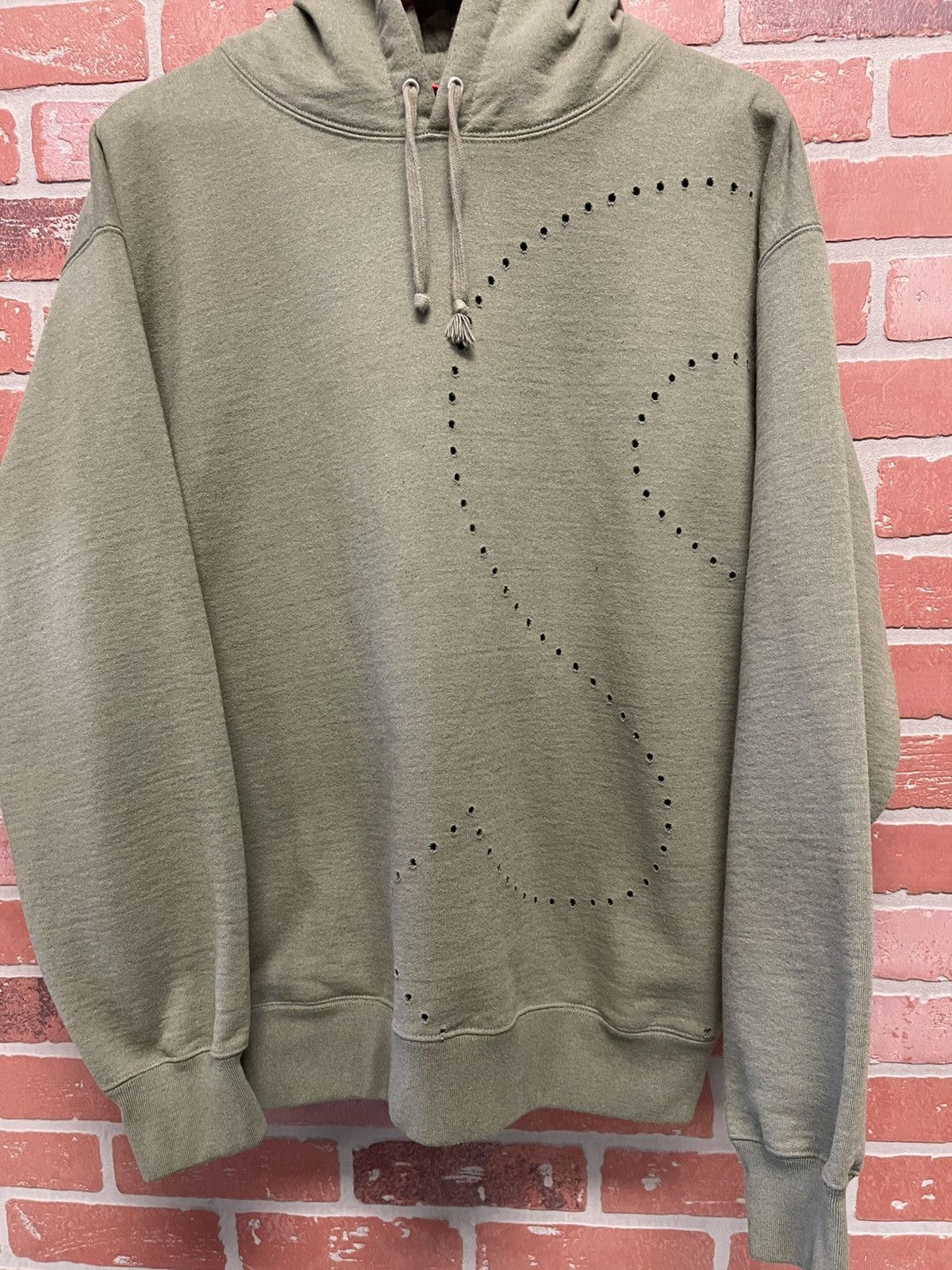 Supreme Size L - Supreme Laser Cut S Logo Hoodie Olive Green Size US L / EU 52-54 / 3 - 4 Thumbnail