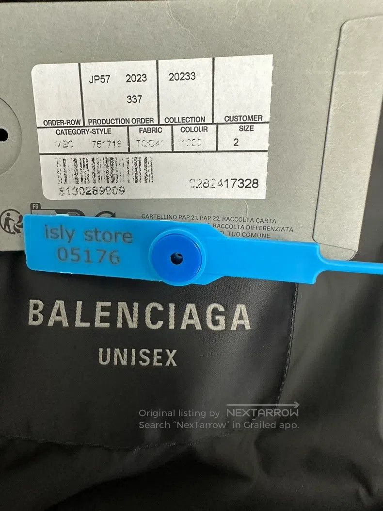 Balenciaga Balenciaga Letter Logo Quilted Casual Filling Vest Size US M / EU 48-50 / 2 - 4 Thumbnail
