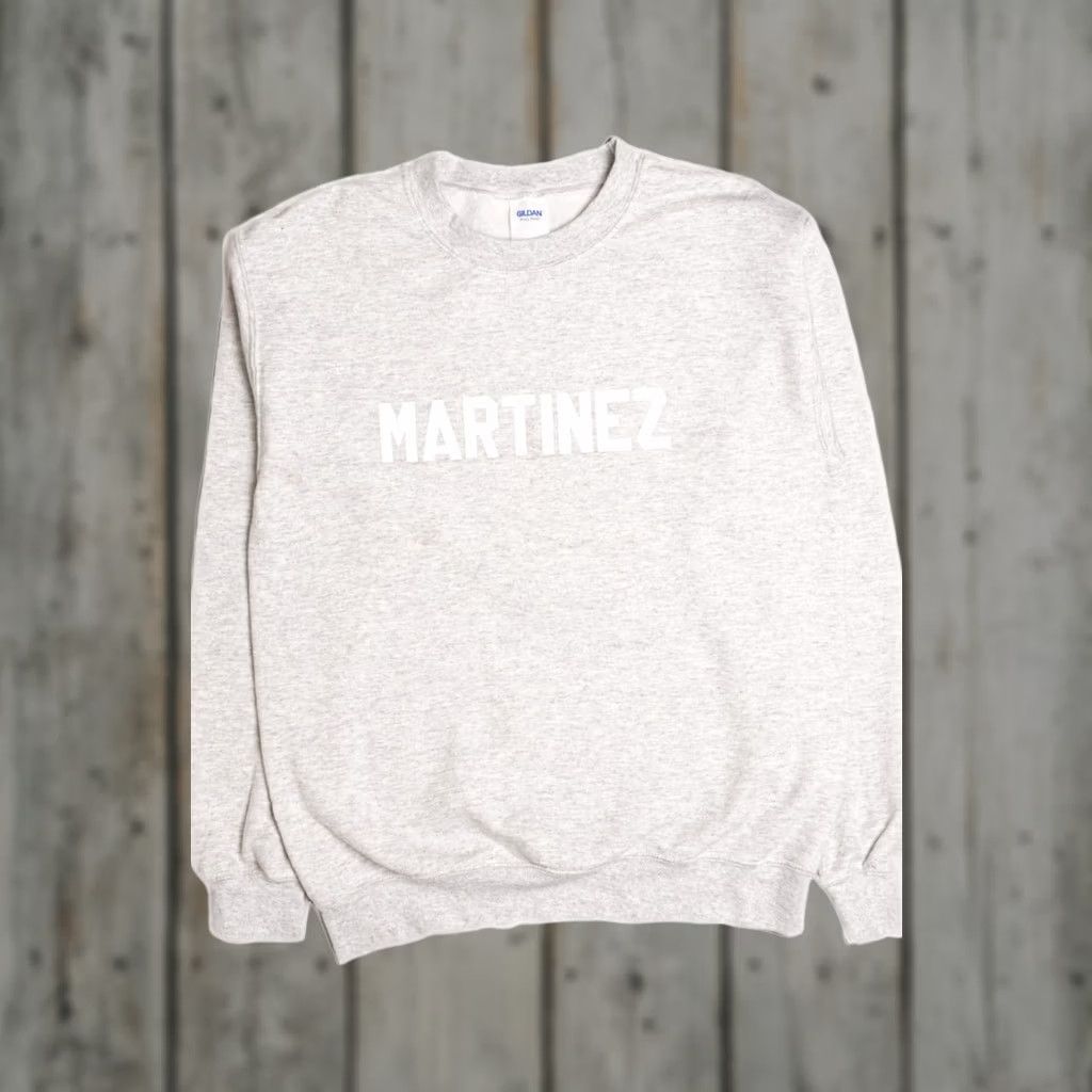 Vintage VINTAGE Martinez Sweatshirt Unisex Small Light Gray Pullover Try-on Stains Front Grey Sweatshirts 25.5” Long 19.5” Chest Width Cotton / Polyester Size US S / EU 44-46 / 1 - 1 Thumbnail
