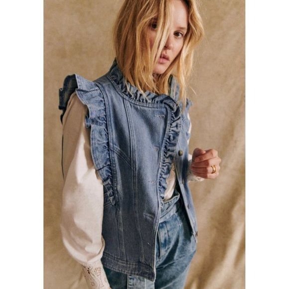 Sezane NWT Sezane denim FAYE JACKET vest Light Blue SZL bust39 Size L / US 10 / IT 46 - 1 Thumbnail