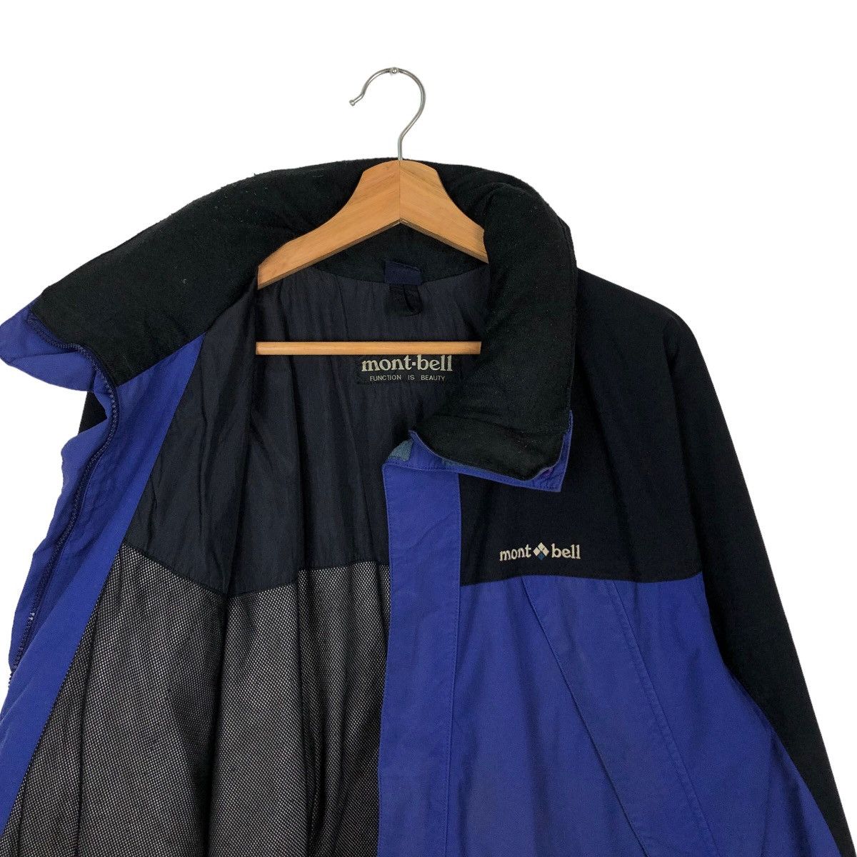 Goretex VINTAGE SURVIVAL JACKET MONT-BELL GORE-TEX WATERPROOF Size US M / EU 48-50 / 2 - 9 Thumbnail