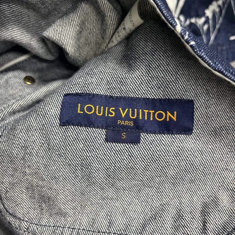 Louis Vuitton Louis Vuitton Blue wheat-ear print denim classic short sle Size US S / EU 44-46 / 1 - 4 Thumbnail