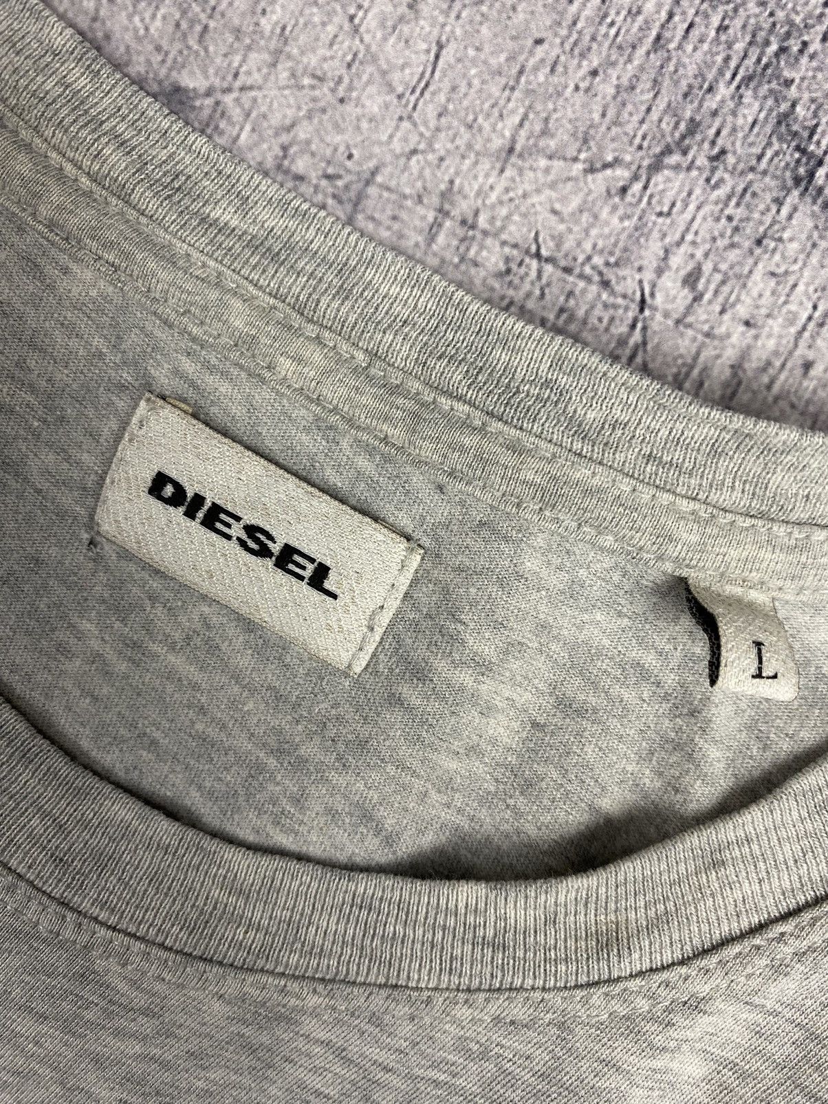 Diesel × Vintage Vintage Diesel Y2K Big Logo Tee T Shirt Size L Size US L / EU 52-54 / 3 - 17 Thumbnail