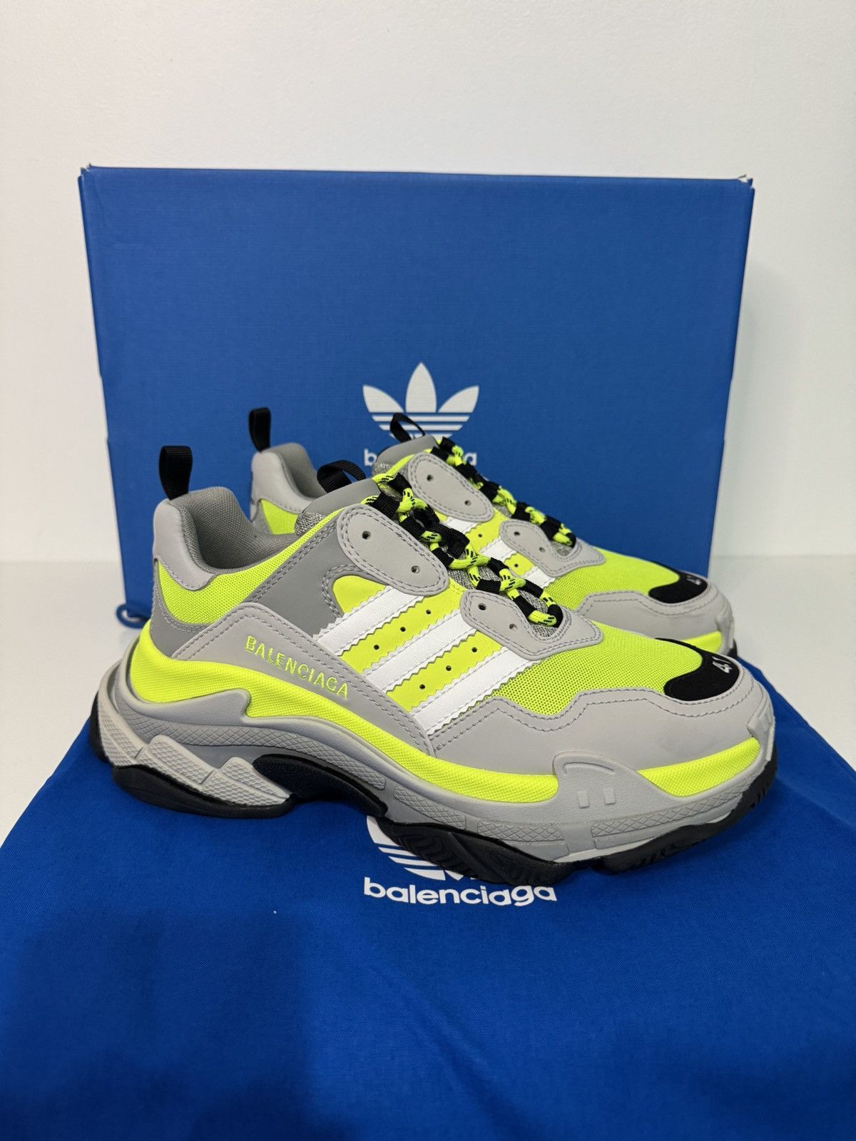 BALENCIAGA × adidas TripleS トリプルエス 42 楽天市場】BALENCIAGA バレンシアガ x アディダス トリプル S