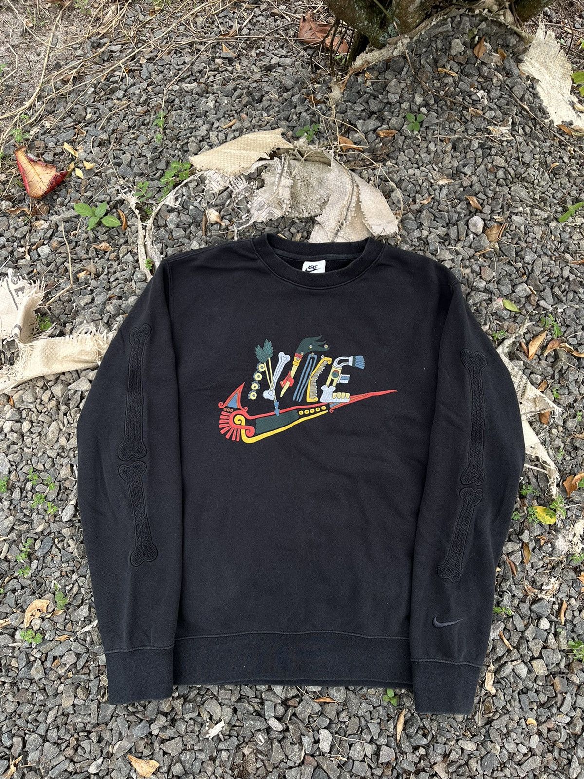 image of Nike Siempre Familia in Black, Men's (Size Medium)