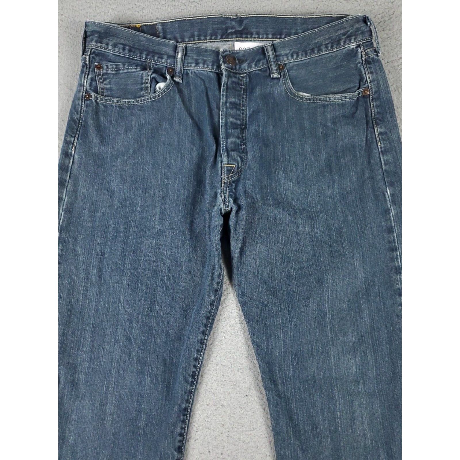 Levi's Levis 501 Jeans Mens Straight Leg Blue Size 34x34 Cotton Denim Pants Size US 34 / EU 50 - 2 Thumbnail