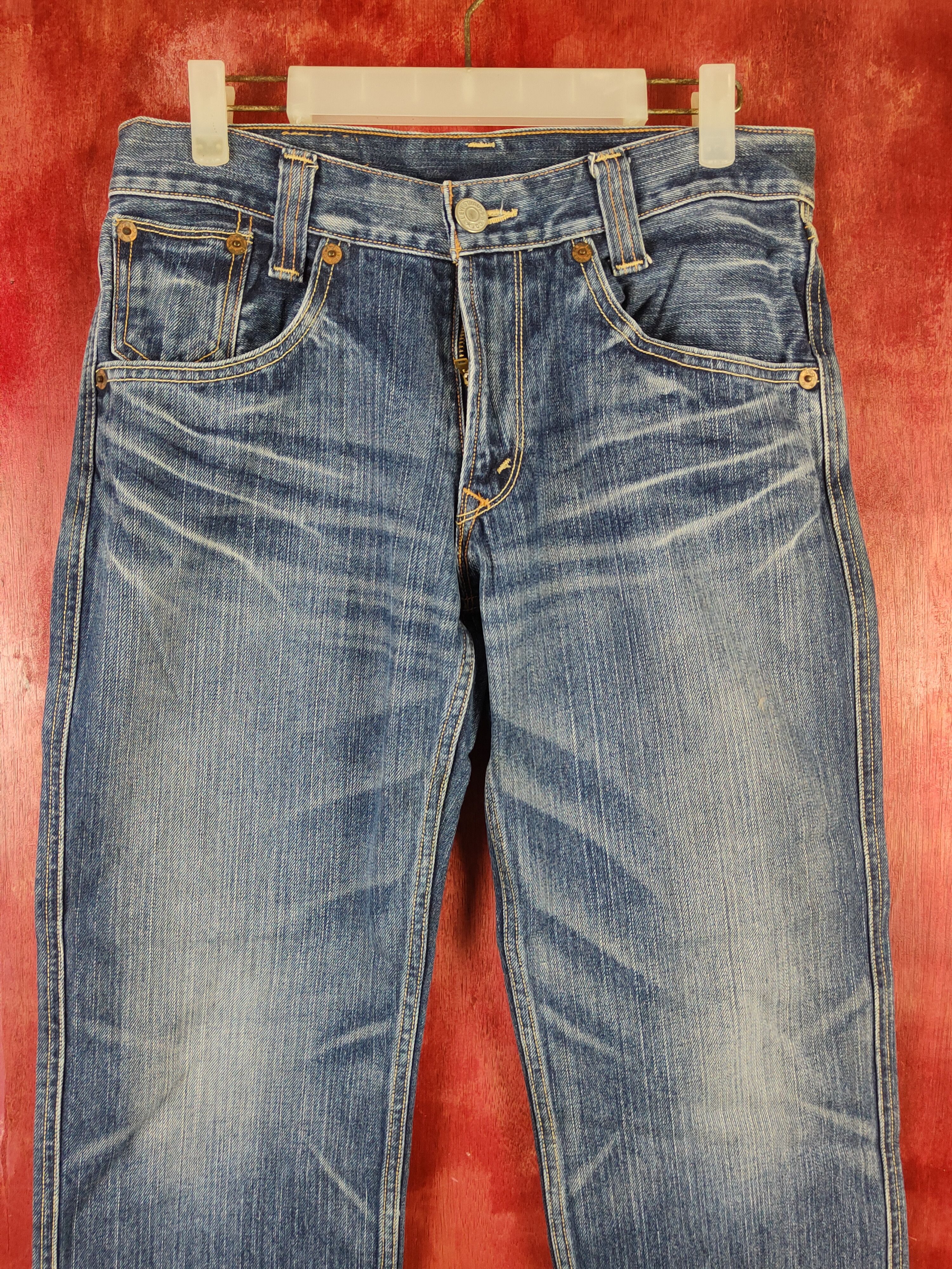 Levi's Levi's Blue Distressed Ripped denim Jeans #S1826 Size US 31 - 2 Thumbnail