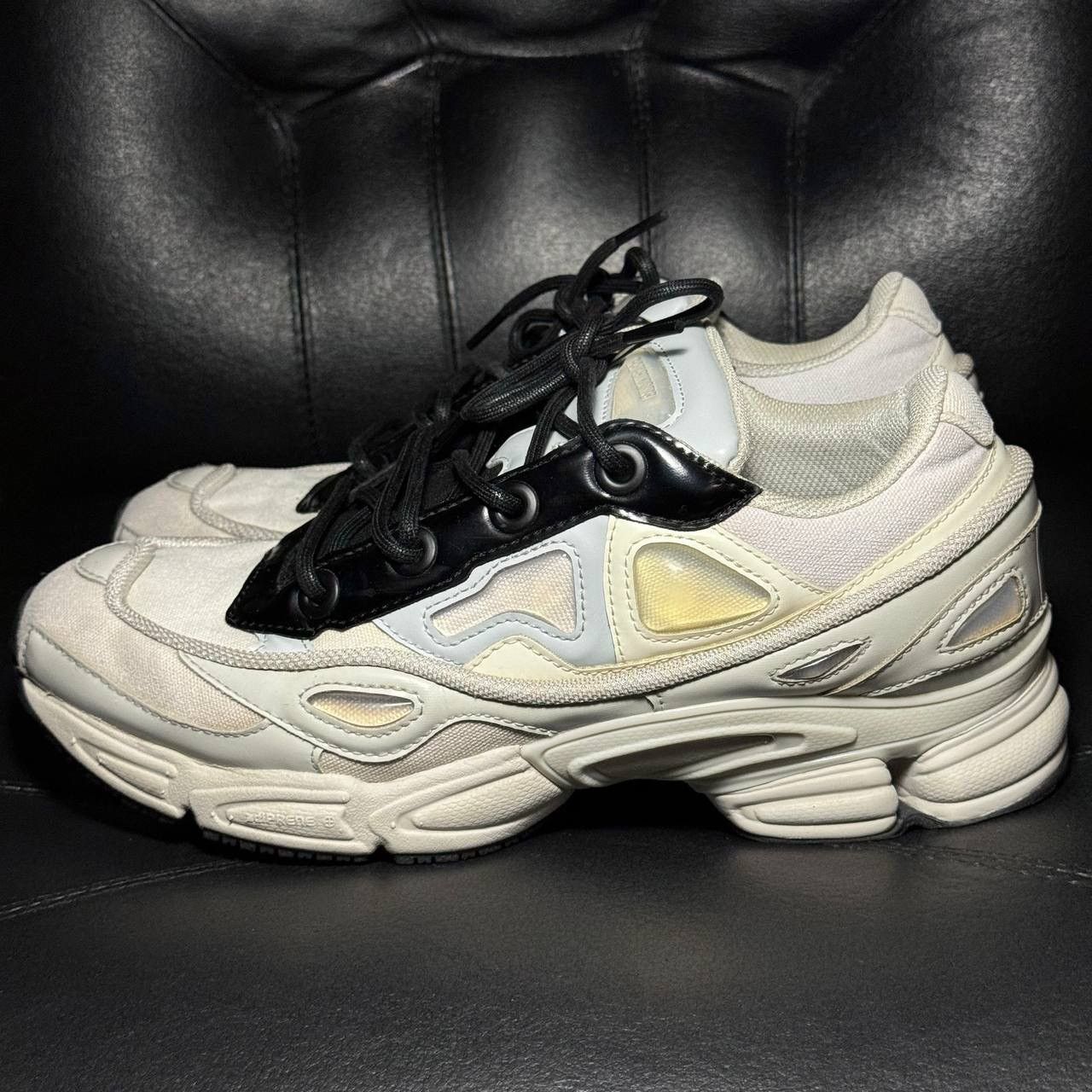 Adidas × Raf Simons Adidas Raf Simons Ozweego Cream White Size US 9 / EU 42 - 3 Thumbnail
