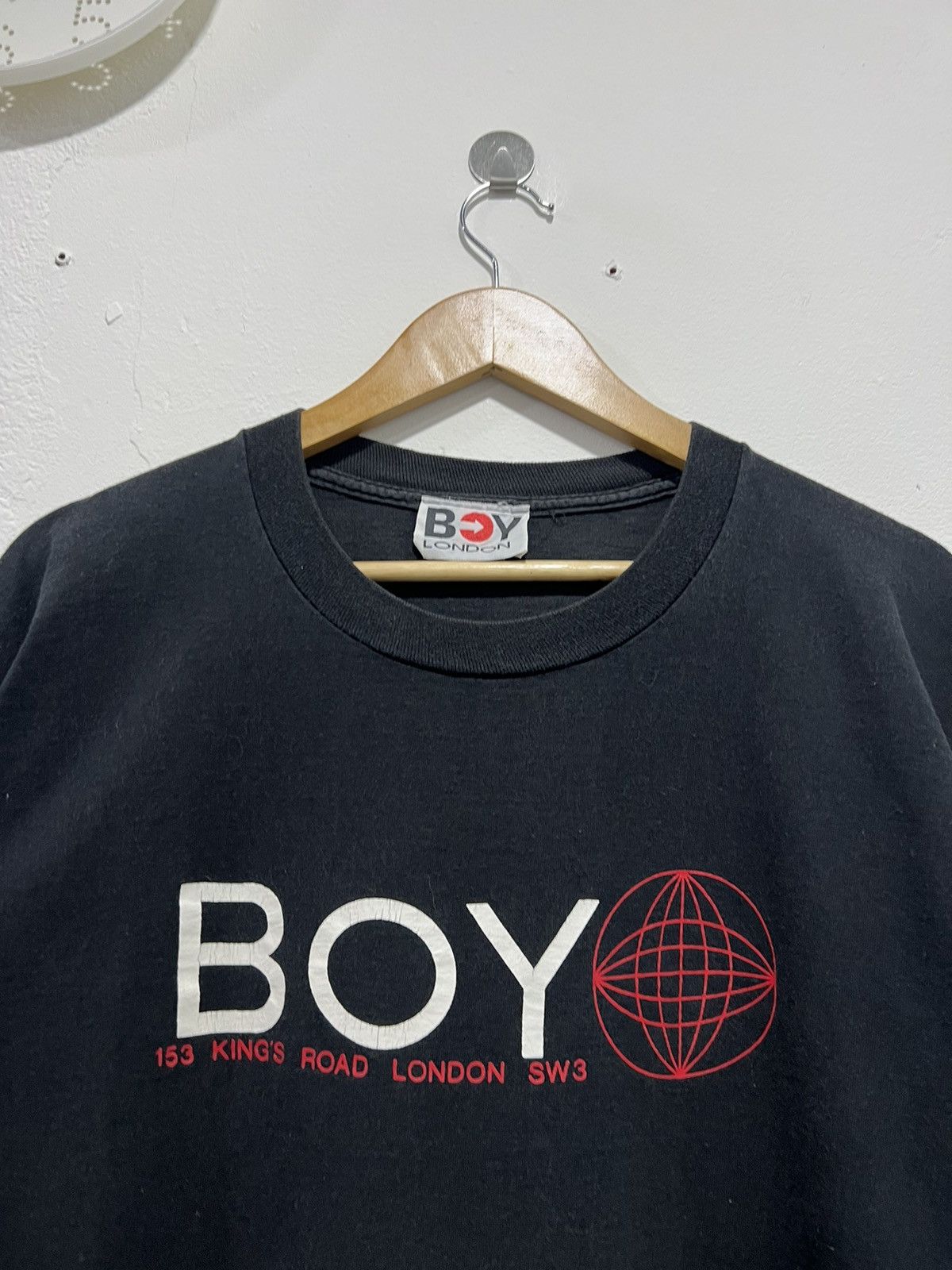 Vintage Vintage 90’s Boy London Crazy Backhit Tshirt Size US XL / EU 56 / 4 - 2 Thumbnail