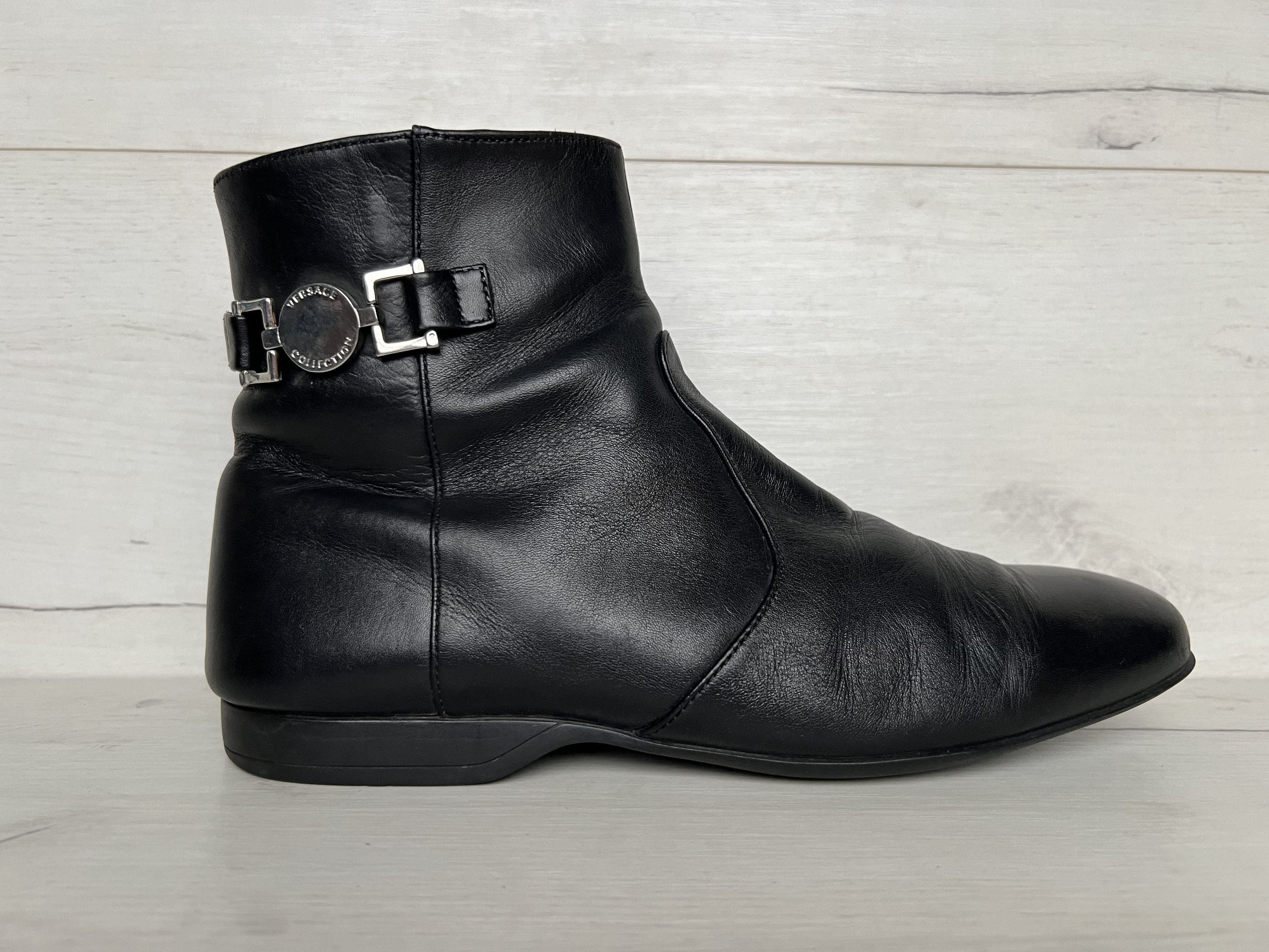 Versace VERSACE MEDUSA LOGO LEATHER ZIP WESTERN OXFORD BOOTS Size US 7 / EU 40 - 1 Thumbnail