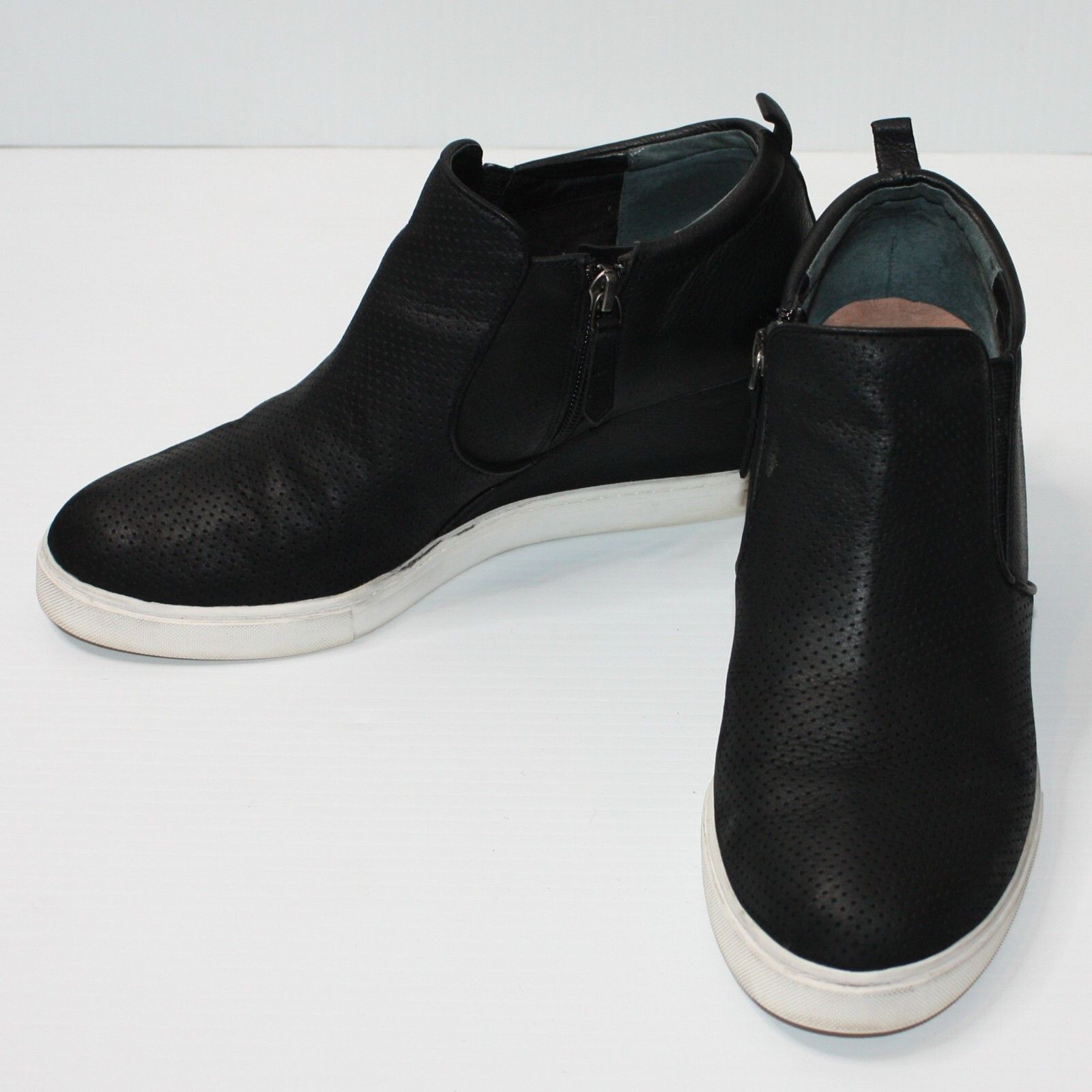 Other Caslon Aiden Wedge Sneakers Perforated Leather Shoes Size US 9.5 / IT 39.5 - 5 Thumbnail