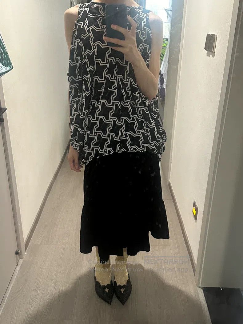 Comme des Garcons Comme Des Garcons size S Black Velvet Large Skirt Pleated Size 23" - 3 Thumbnail