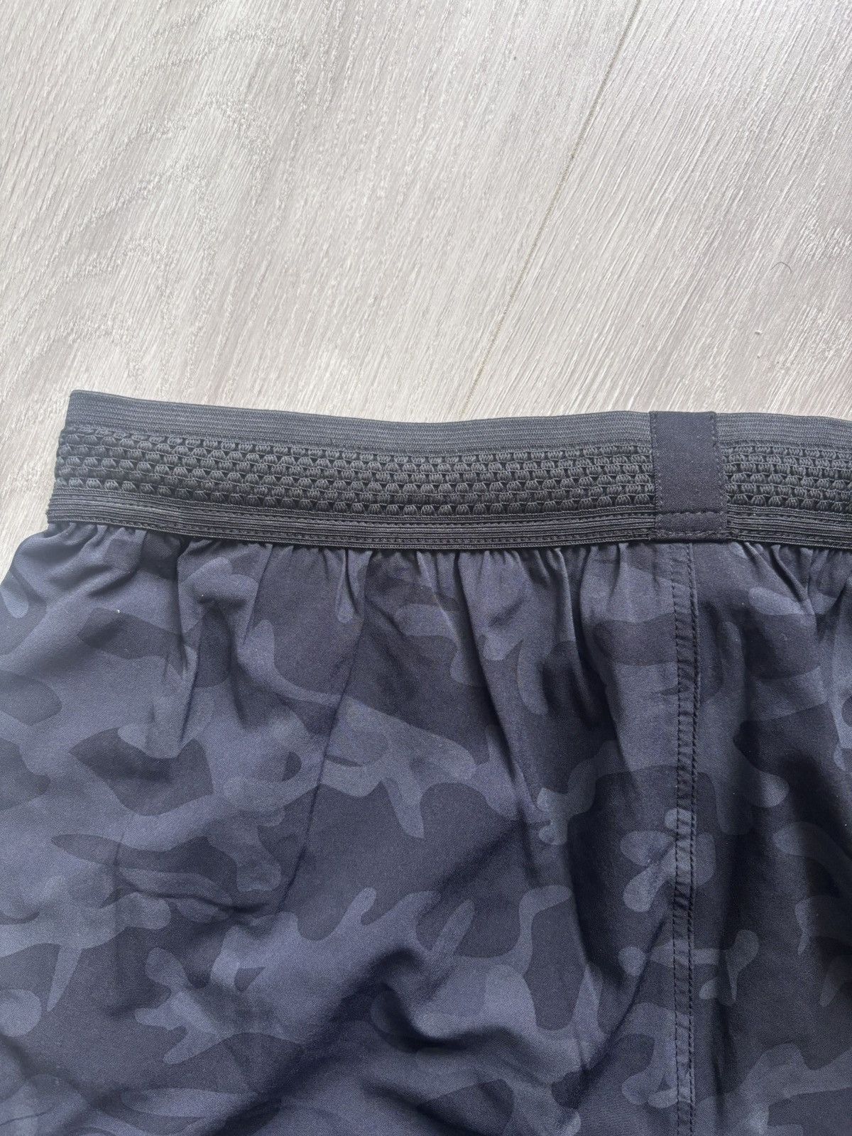 Ten Thousand Session Short - Black Camo / No Liner 5 inches. Size US 32 / EU 48 - 4 Thumbnail
