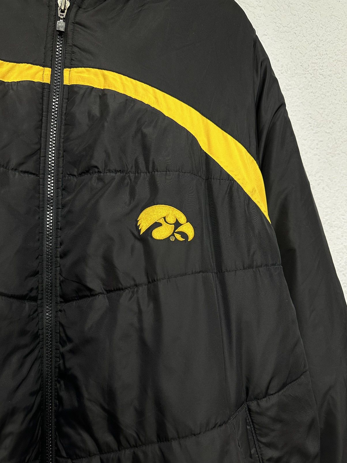 Nike VTG lowa Hawkeyes Logo Mens Full Zip Hooded Jacket 90s NCAA Size US XL / EU 56 / 4 - 3 Thumbnail