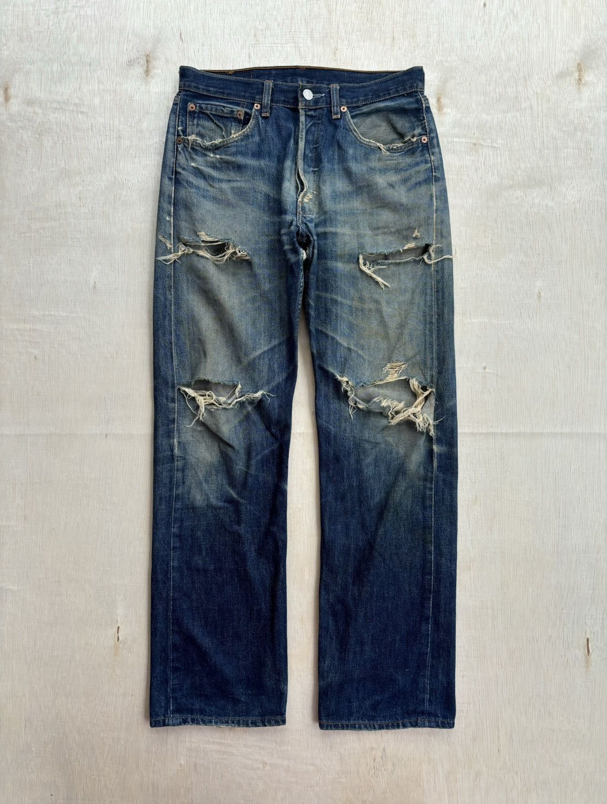 Japanese Brand × Levi's Vintage Clothing Vintage Levis 501 Distressed Denim Jeans Size US 32 / EU 48 - 1 Thumbnail