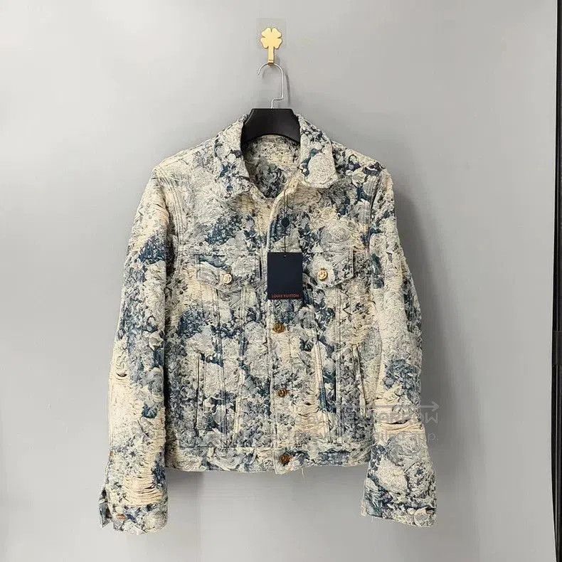 Louis Vuitton Louis Vuitton Floral Print Denim Jacket. Size US M / EU 48-50 / 2 - 1 Thumbnail