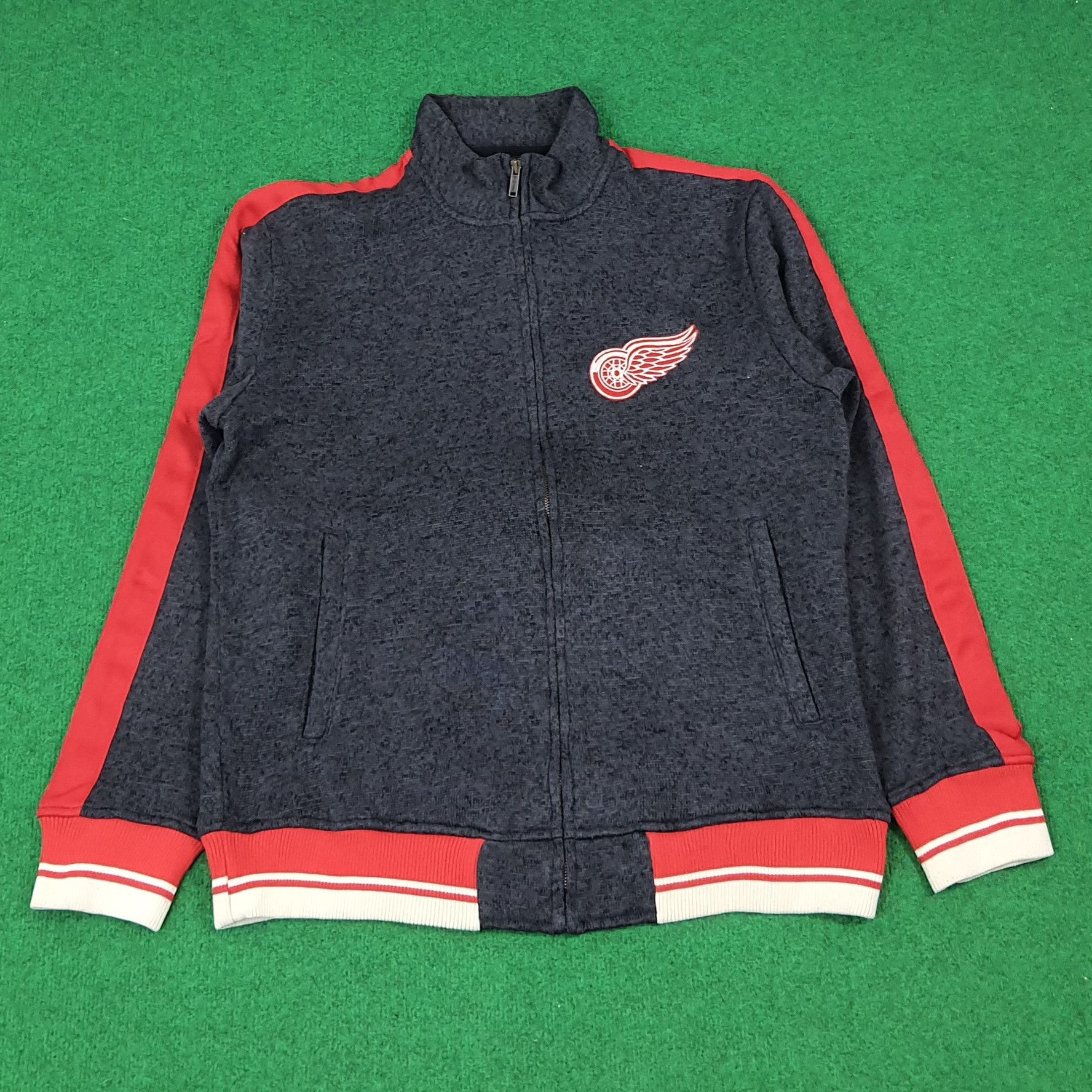 NHL Vintage CCM NHL Detroit Red Wings Zipper Sweater C273N12 Size US L / EU 52-54 / 3 - 1 Thumbnail