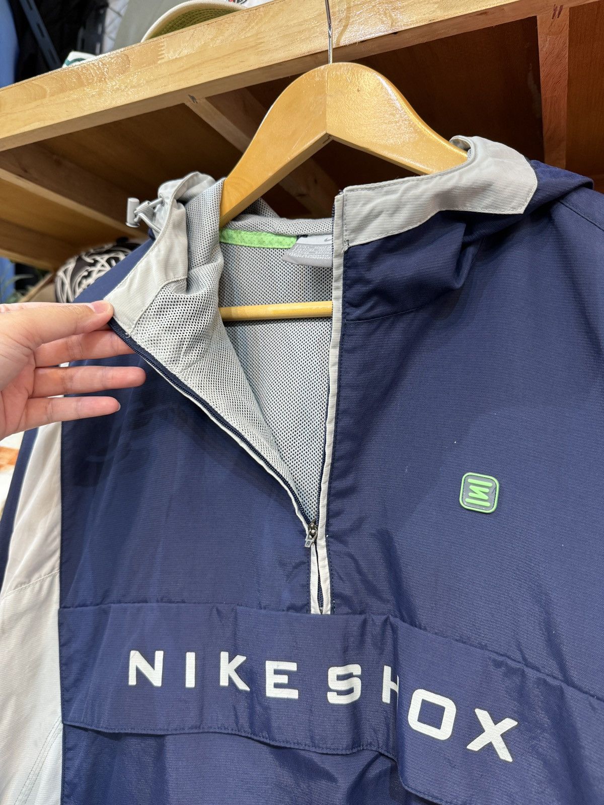 Nike Vintage Nike Shox 00's Track Jacket Size US L / EU 52-54 / 3 - 7 Thumbnail