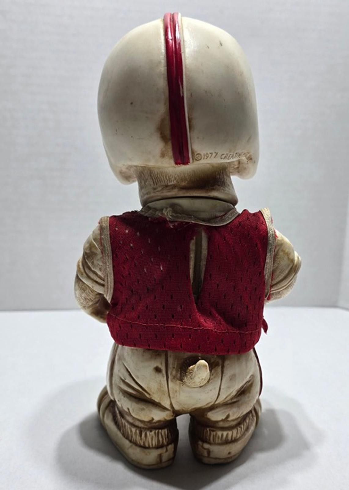 Other Vintage 1977: Creative Mfg Inc Dog Football Player Coin Bank Size ONE SIZE - 3 Thumbnail