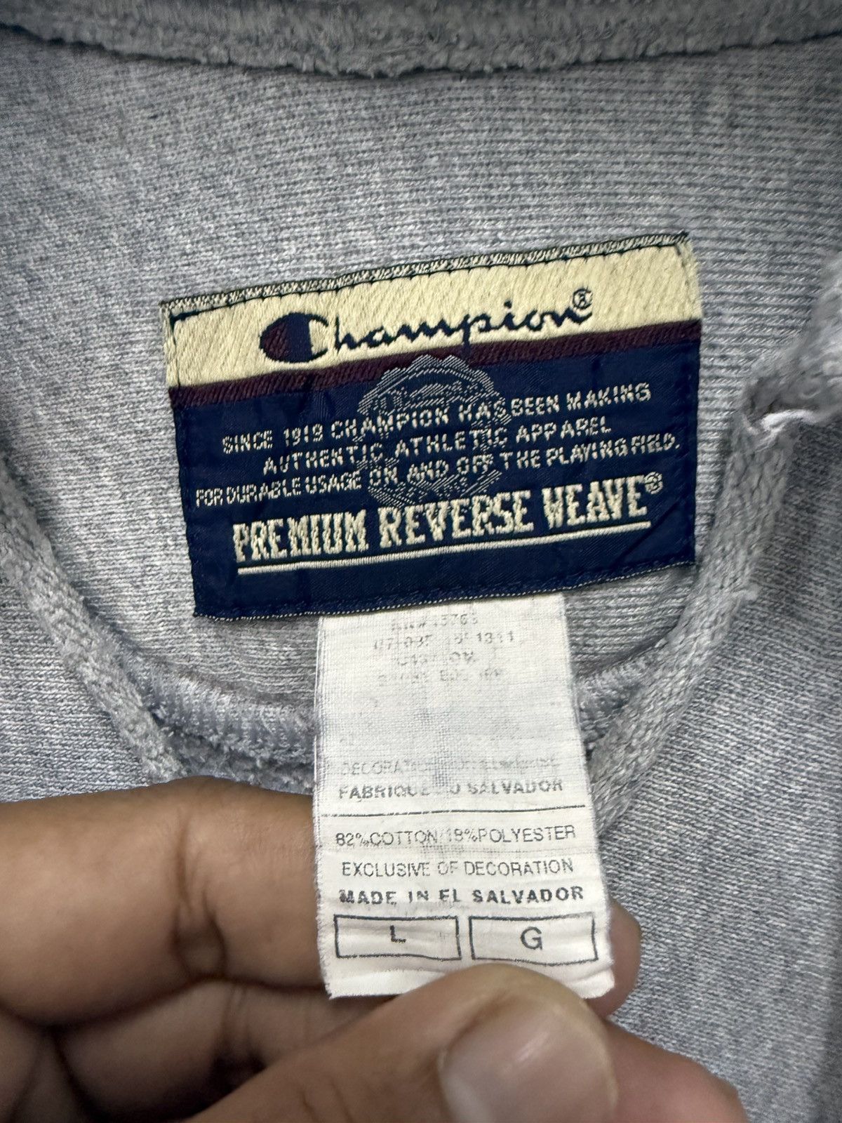 Champion 🔥 Champion BLAZE Lacrosse Reverse Weave Distressed hood - M Size US L / EU 52-54 / 3 - 8 Thumbnail