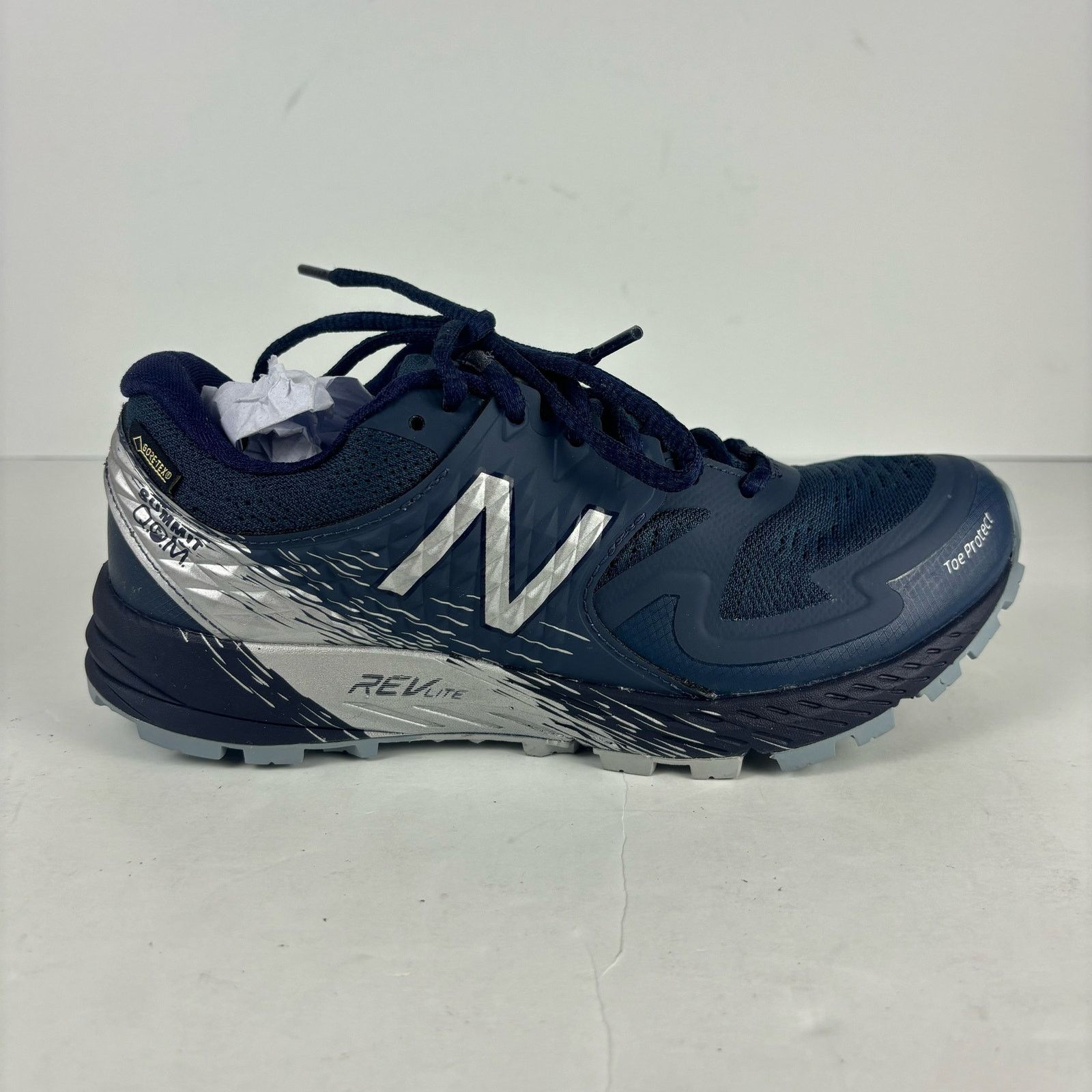New Balance New Balance Summit Q.O.M. Gore-tex Trail Shoes Womens 6 NEW Size US 6 / IT 36 - 1 Thumbnail