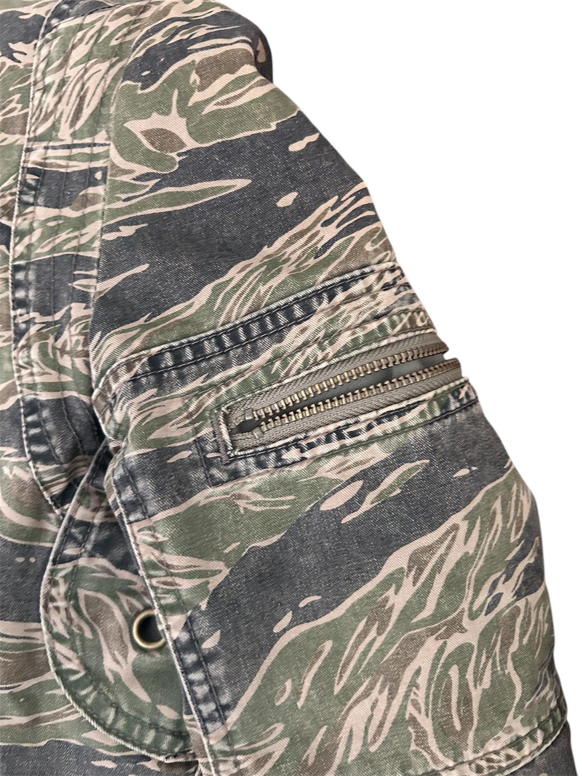 Hysteric Glamour × Japanese Brand Hysteric glamour camo jacket Size S / US 4 / IT 40 - 7 Thumbnail