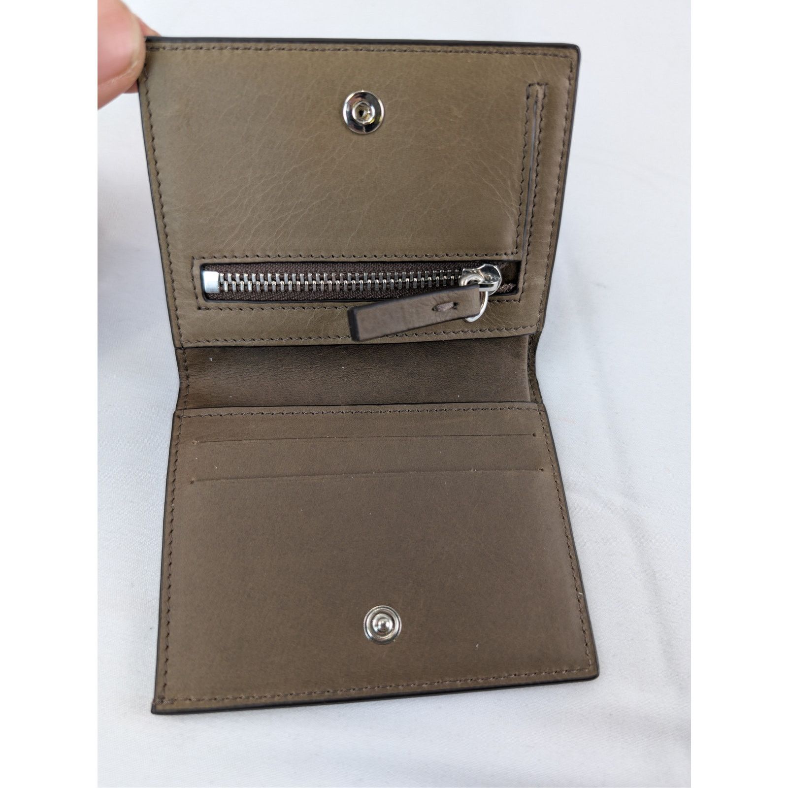 Maison Margiela o1rshd1 Size: OS / MM6 Numeric Wallet in Teak Size ONE SIZE - 8 Thumbnail