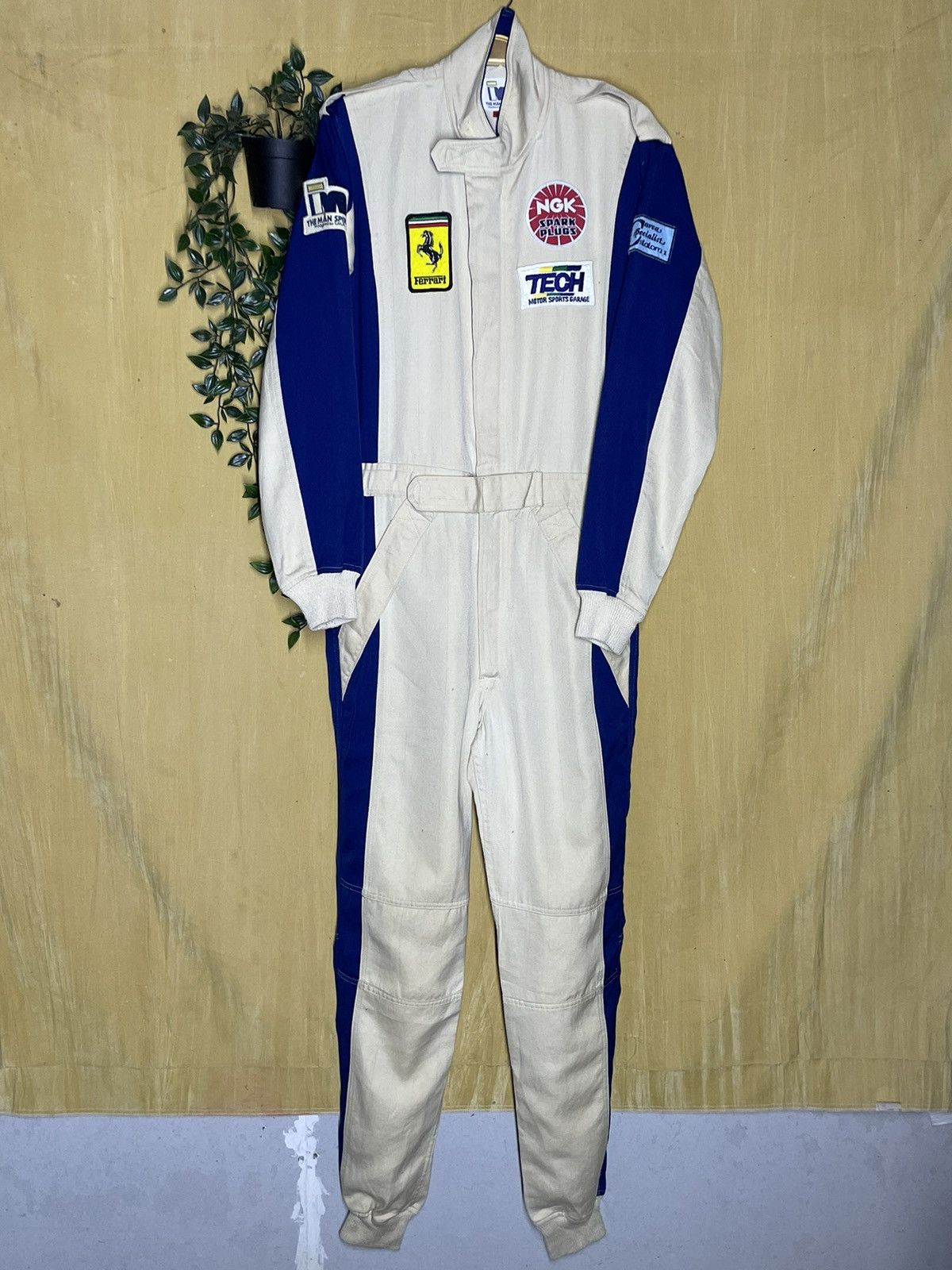 Ferrari Vintage The man spirit Ferrari Racing suit Size US 33 - 2 Thumbnail