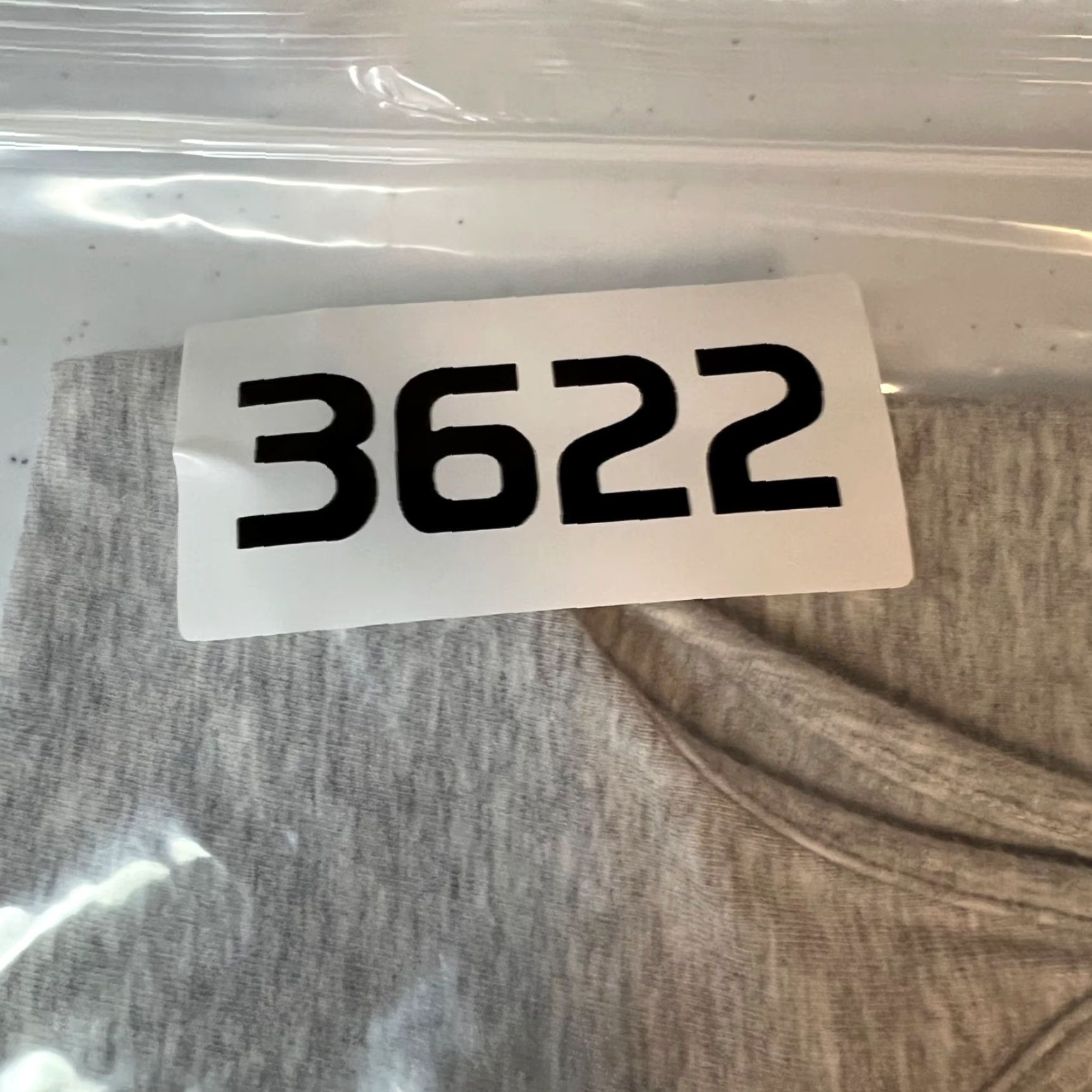 Uniqlo Uniqlo Womens Medium Gray Spaghetti Strap Crop Tank Top Cotton/Spandex Tank Women M Gray Casual Summer Vintage No Size M / US 6-8 / IT 42-44 - 7 Thumbnail