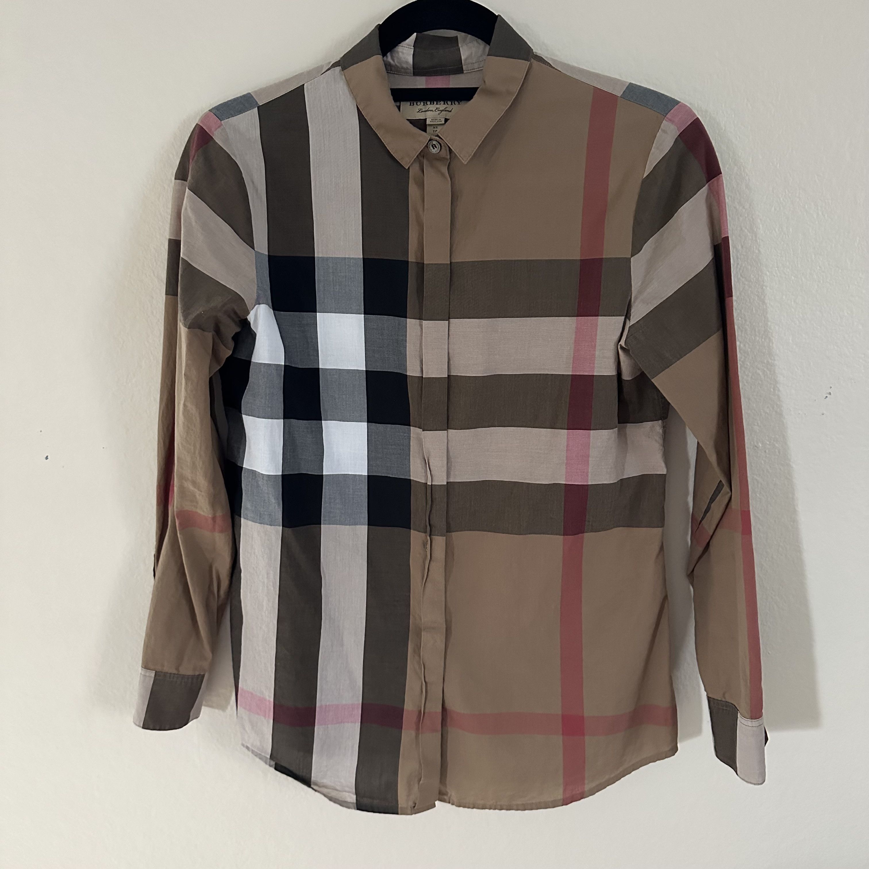 Deals Authentic Burberry shirt