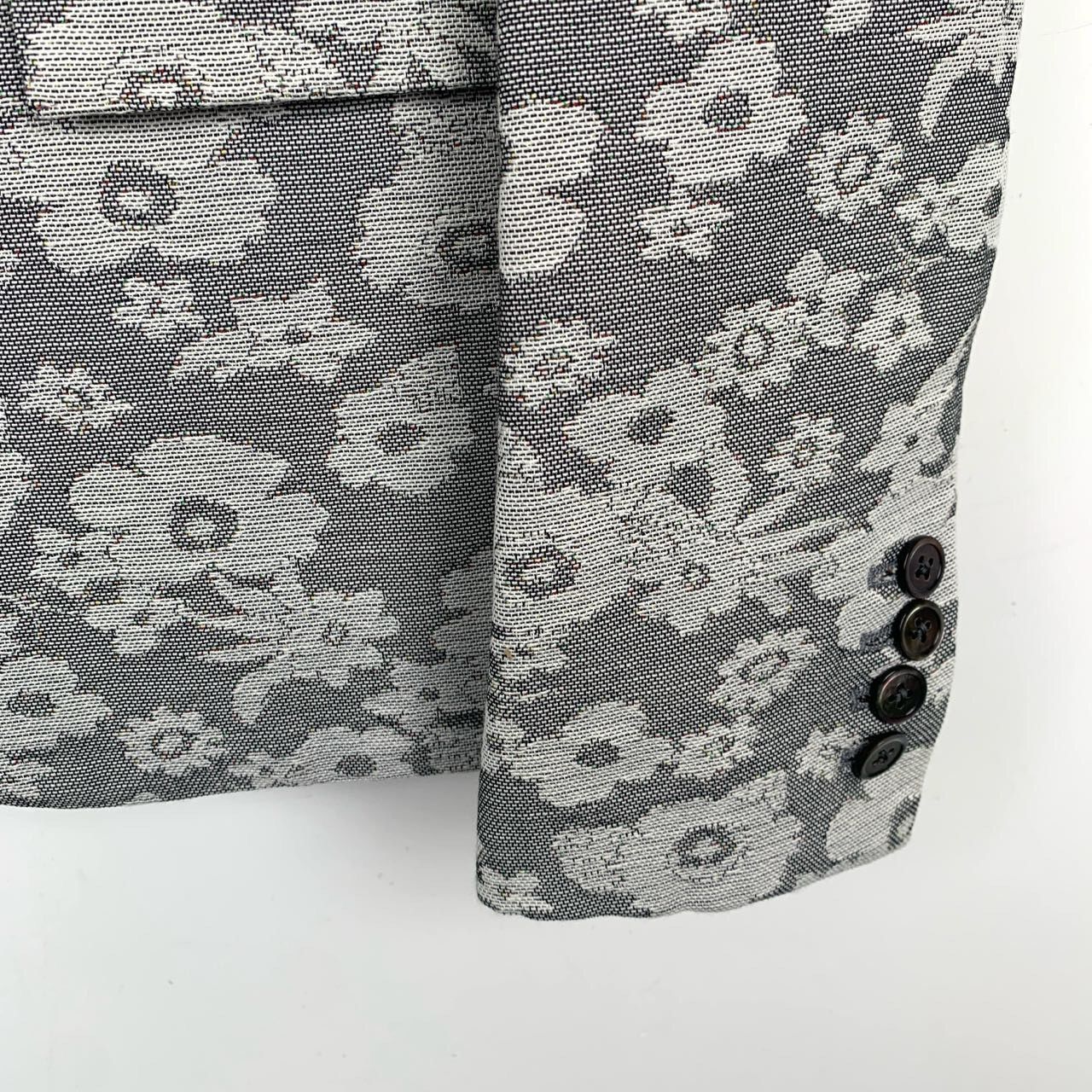 Thom Browne Thom Browne 3-Stripe Grey Floral Lapel Blazer Size US S / EU 44-46 / 1 - 4 Thumbnail
