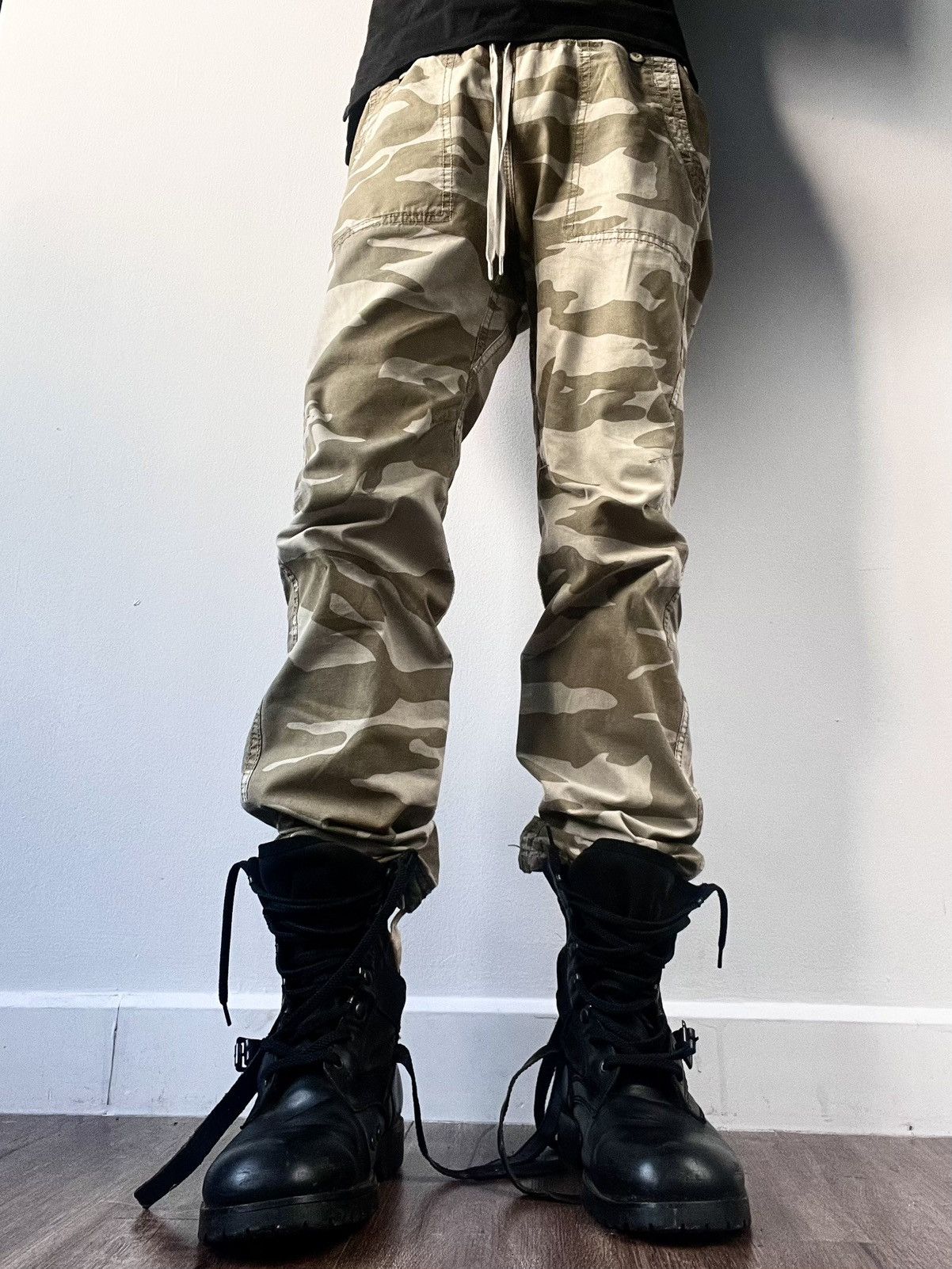 If Six Was Nine 2000s G.O.A Avant-Garde Camouflage Pants Size US 30 / EU 46 - 1 Thumbnail