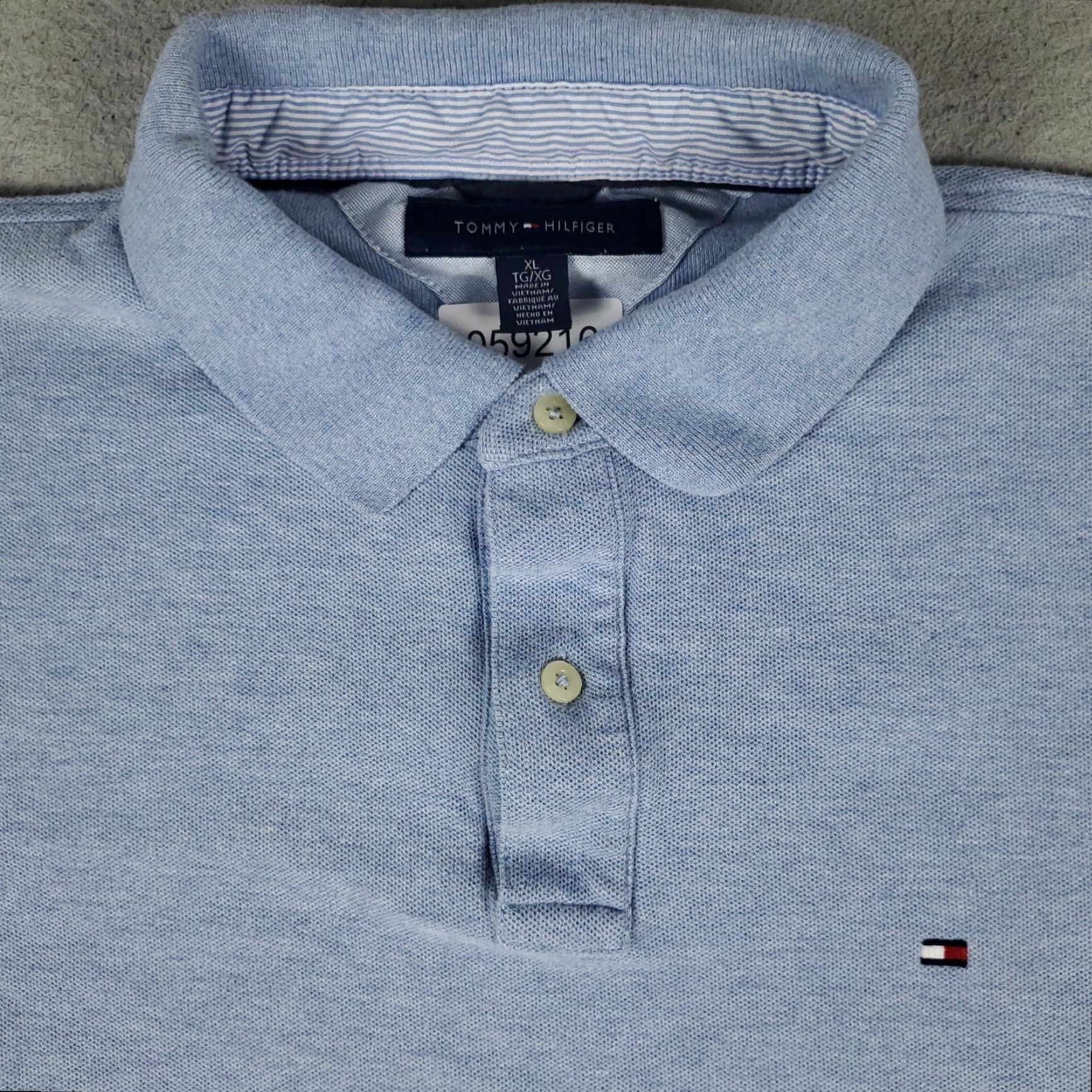 Tommy Hilfiger Tommy Hilfiger Polo Shirt Mens XL Blue Casual Short Sleeve Vintage Stain Size US XL / EU 56 / 4 - 2 Thumbnail