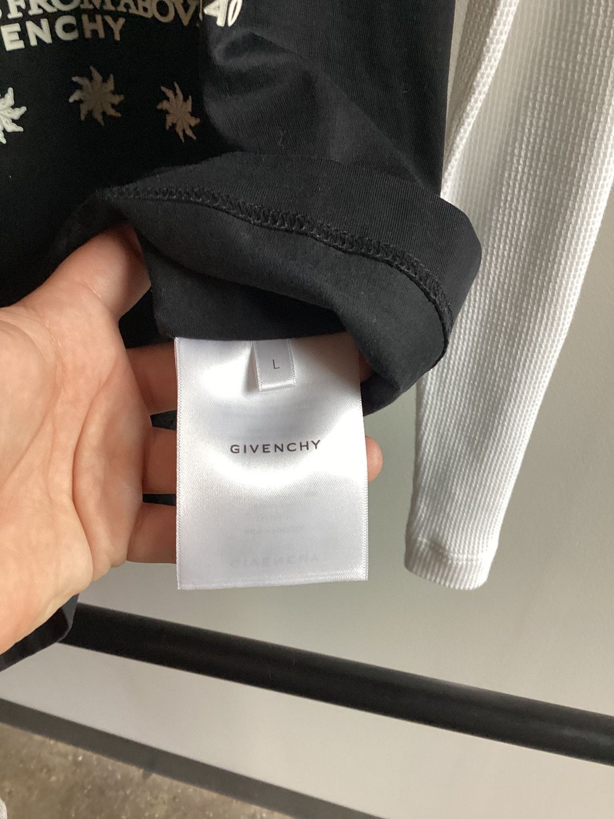 Givenchy Givenchy layered-sleeve T-shirt Size US L / EU 52-54 / 3 - 3 Thumbnail