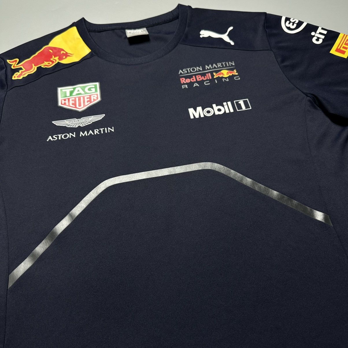 Puma × Red Bull PUMA x RED BULL RACING F1 TEAM T-SHIRT 2018 Size US L / EU 52-54 / 3 - 3 Thumbnail