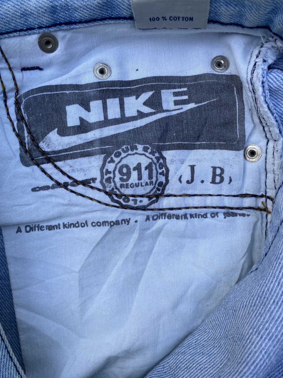 Nike × Vintage 1990s - Nike Light Wash Jeans Wear Size US 31 - 19 Thumbnail