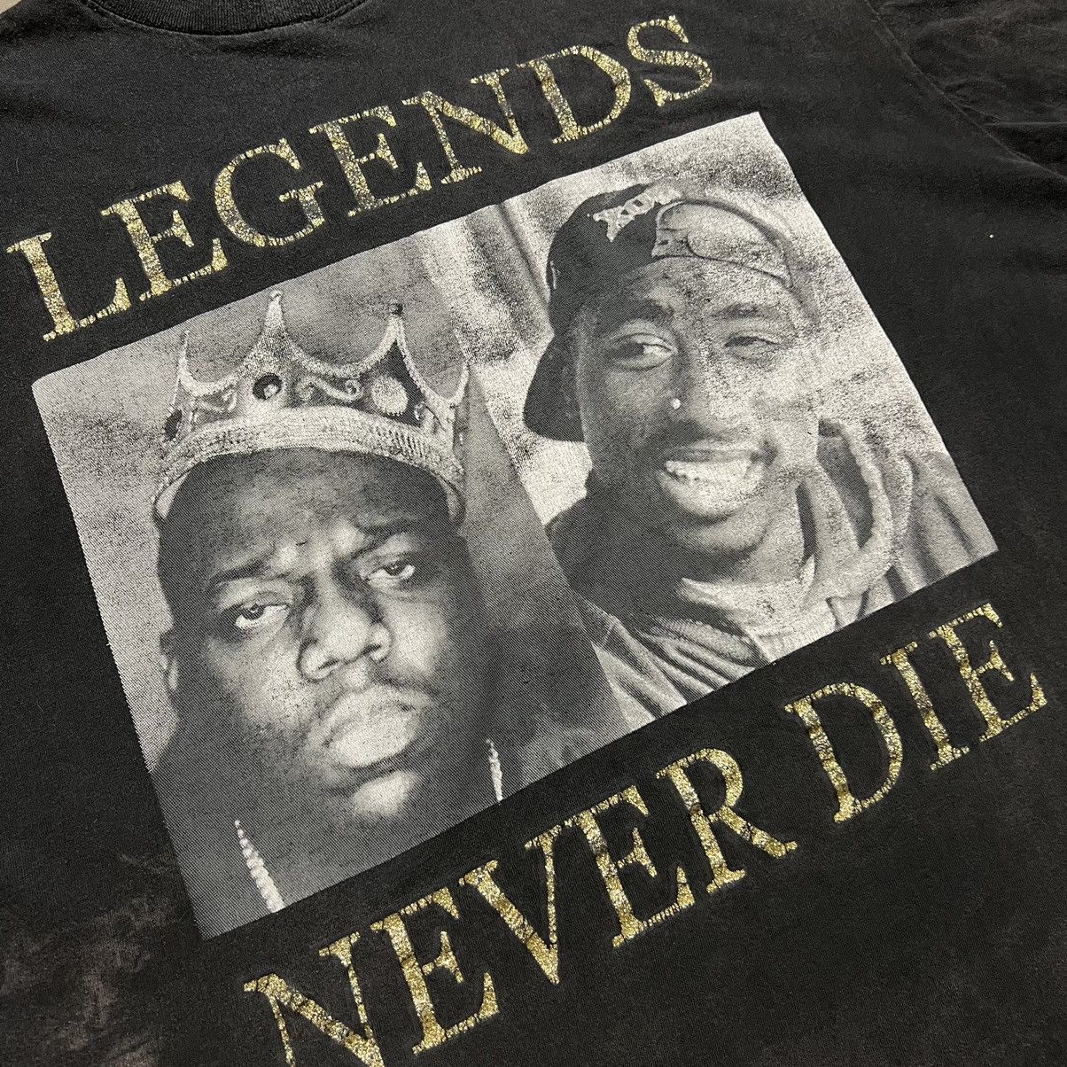 Rap Tees × Vintage Vintage Y2K Tupac Biggie Rap Tee Sun Faded Distressed Boxy Size US XXL / EU 58 / 5 - 4 Thumbnail