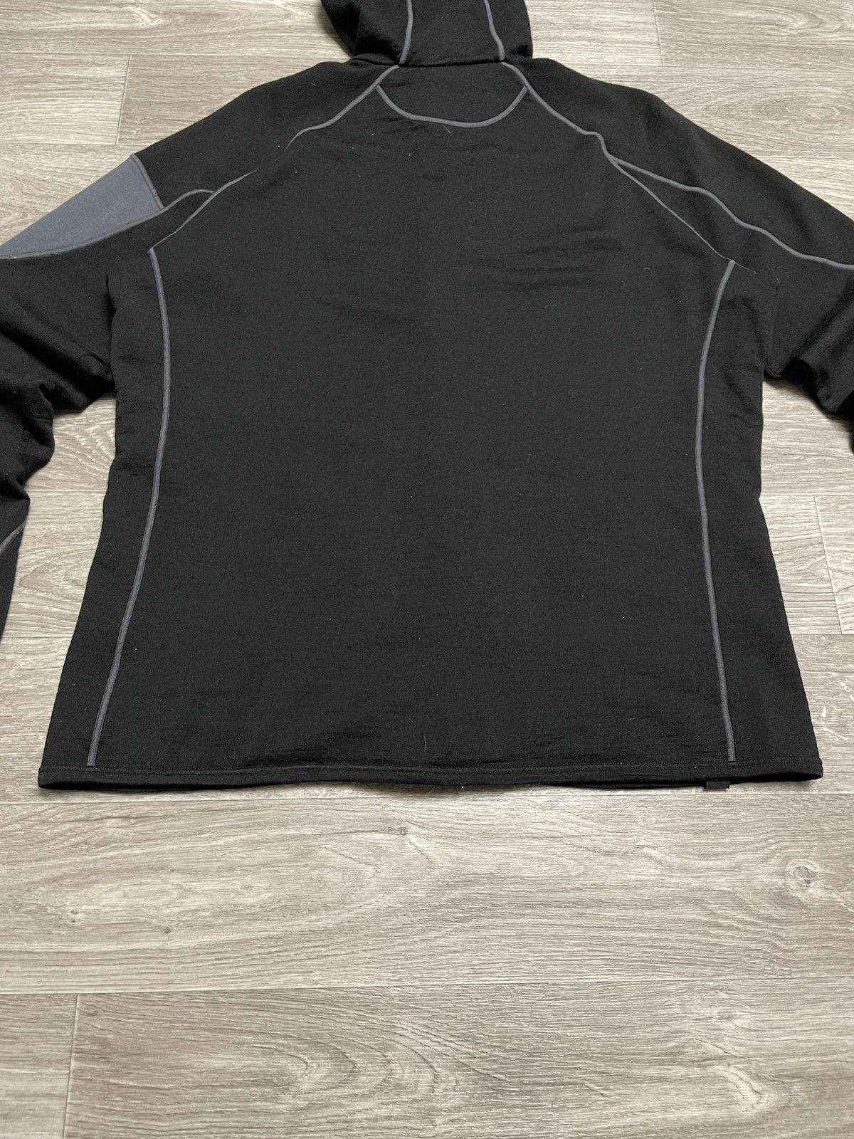 Icebreaker Icebreaker Merino Wool GT Quantum Hooded Full Zip Jacket Size US XL / EU 56 / 4 - 16 Thumbnail