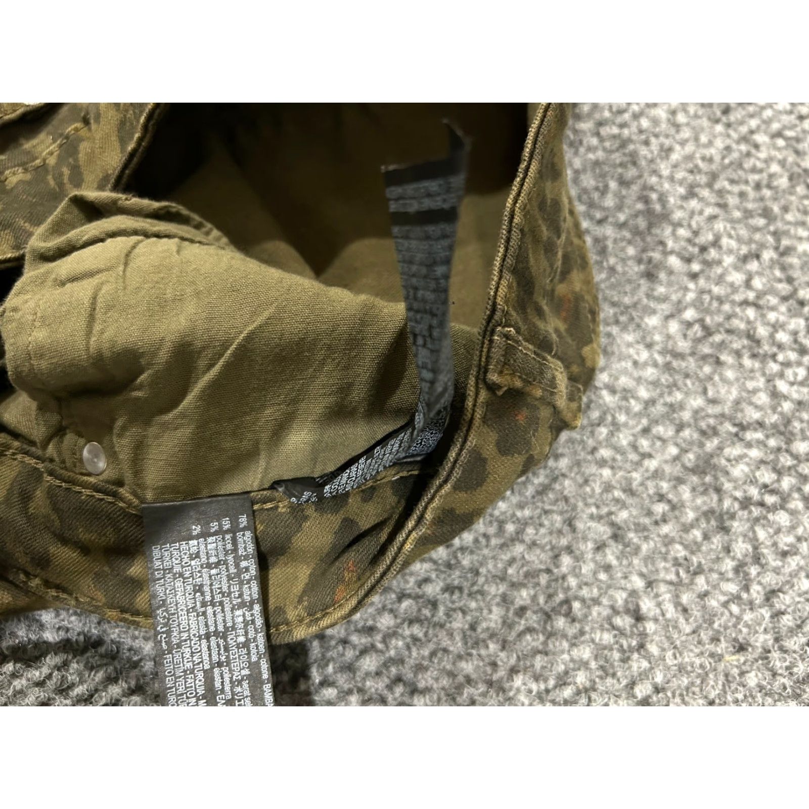Zara Zara Jeans Womens 10 Skinny Denim Stretch Blue Distressed 5-Pocket Zipper Mid Rise Inseam 27 Brown Olive Green Leopard Pattern designer Modern 10 Size 32" / US 10 / IT 46 - 5 Thumbnail