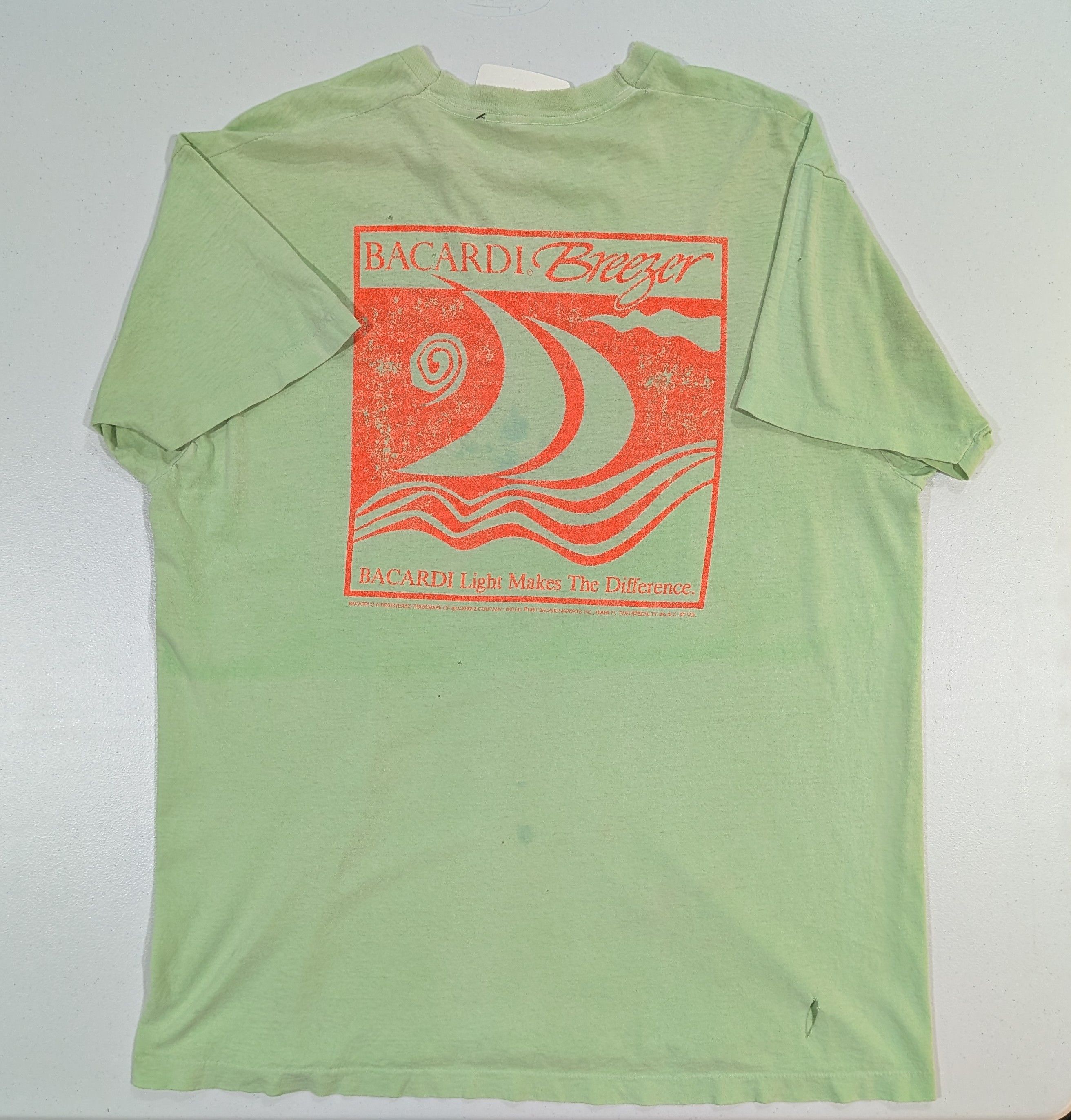 Other Vtg 1991 Bacardi Breezer Gloria Estefan Tour Tee Size US XXL / EU 58 / 5 - 3 Thumbnail