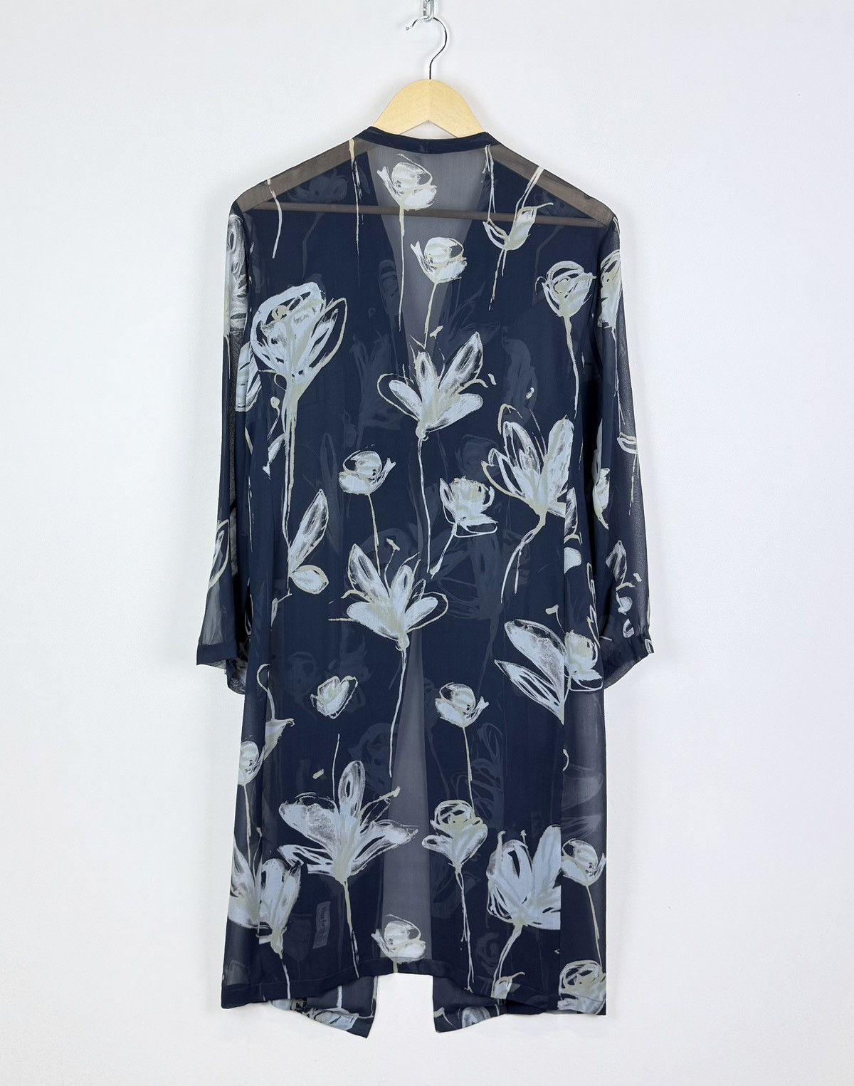 Burberry Vintage Burberrys Silk Sheer Longline Cardigan Cover up Top Size M / US 6-8 / IT 42-44 - 9 Thumbnail