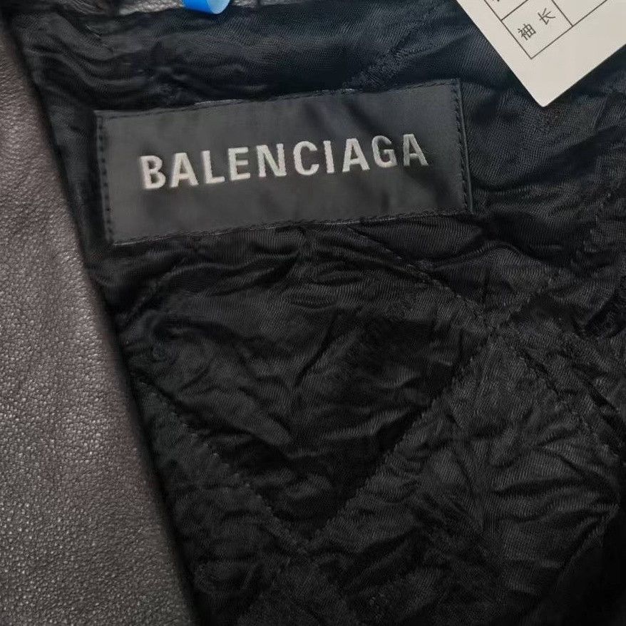 Balenciaga Balenciaga Solid Logo Chest Print Hooded Jacket Size US M / EU 48-50 / 2 - 2 Thumbnail