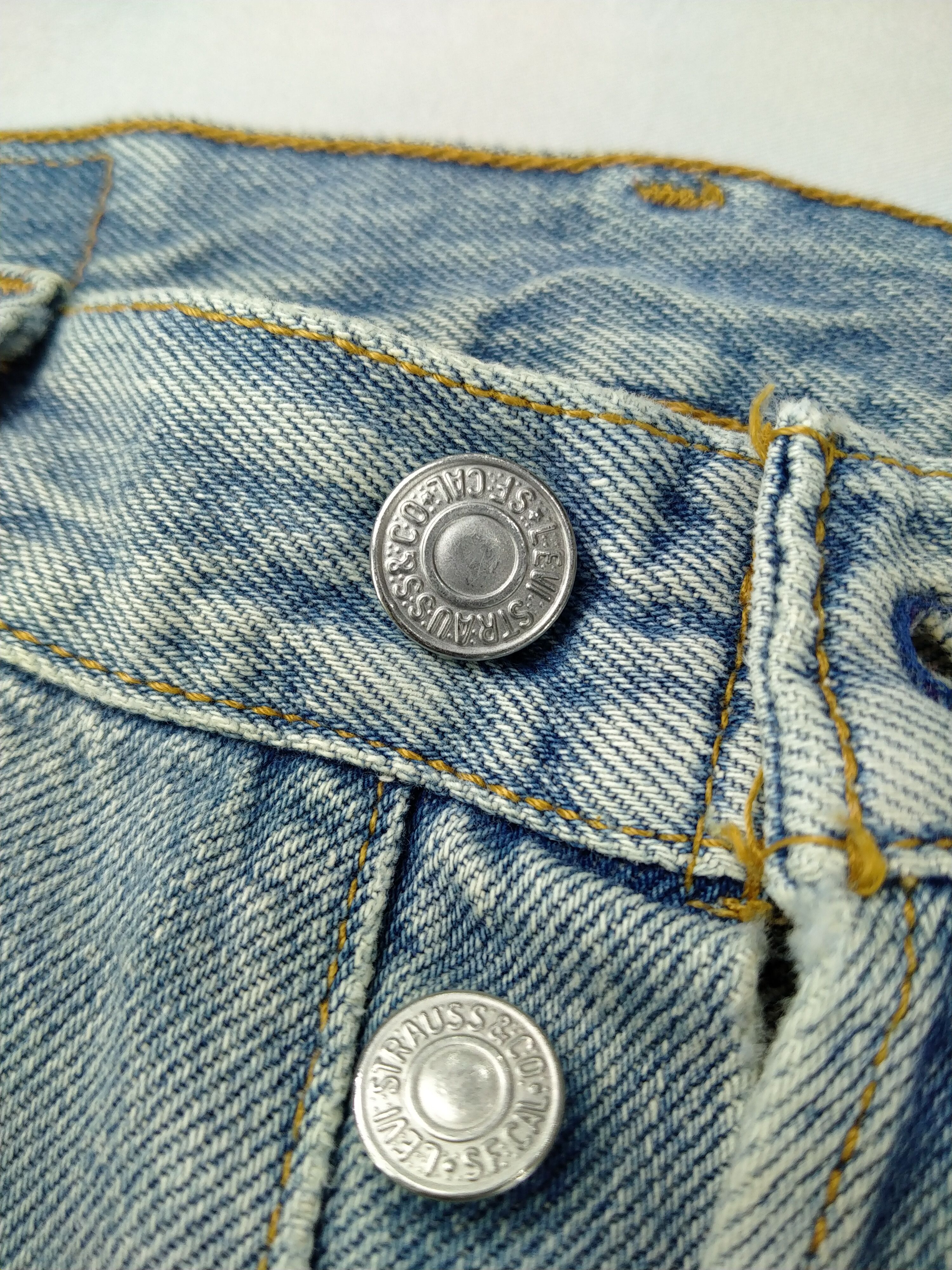 Levi's Light Wash Distressed Vintage Levi's 501 Denim 28x33 -JN153 Size US 28 / EU 44 - 8 Thumbnail