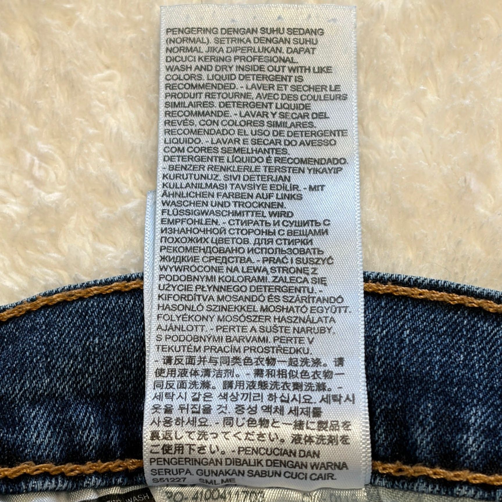 Levi's Levi's 514 Jeans Mens 32x30 Blue Slim Straight Stretch Denim Medium Wash Jeans Regular Men blue 5-Pocket Design Mid Rise 10-12in Size US 32 / EU 48 - 7 Thumbnail
