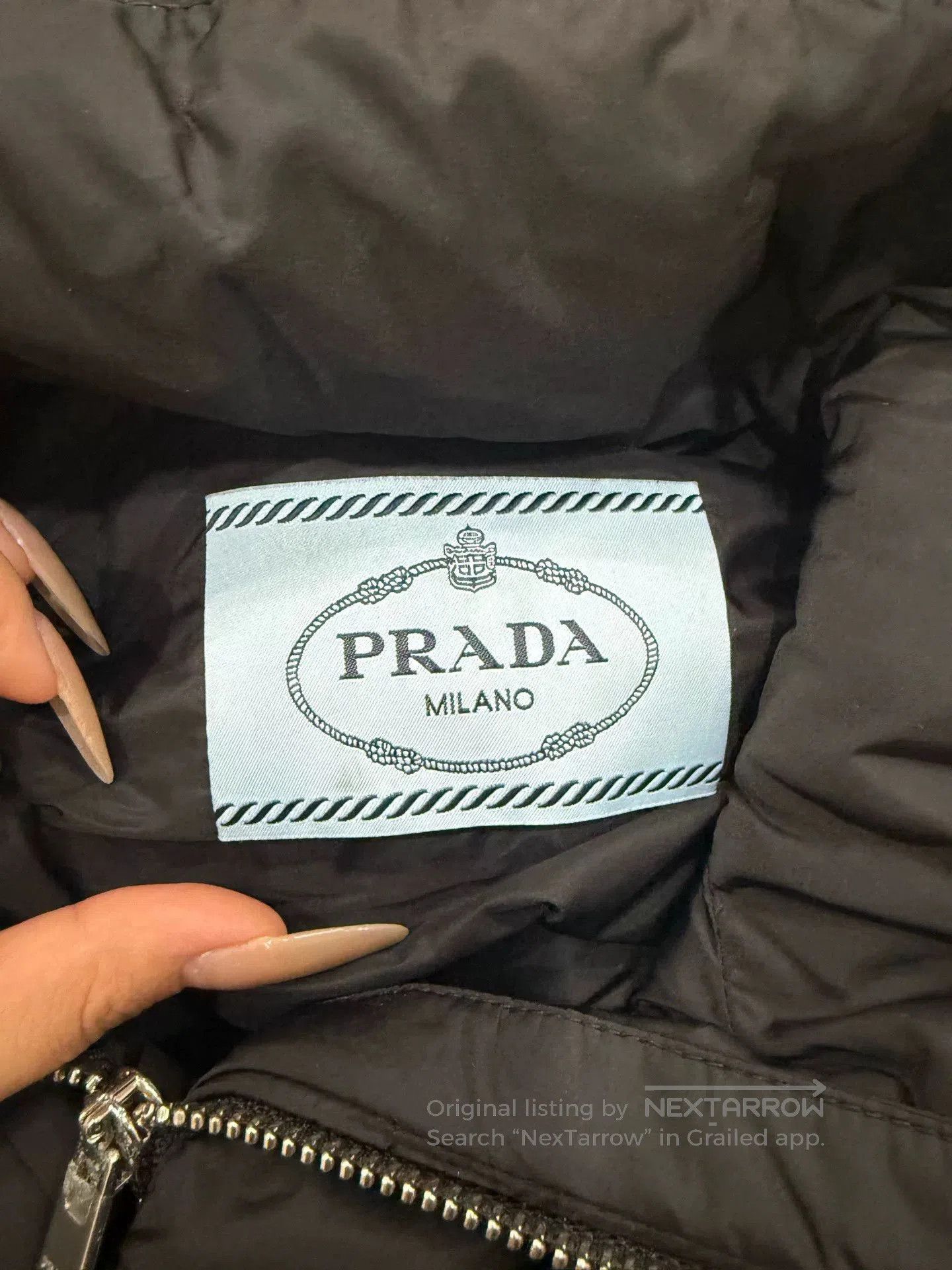 Prada Prada Size 40 Black Hooded Down Jacket. Size US XXS / EU 40 - 4 Thumbnail