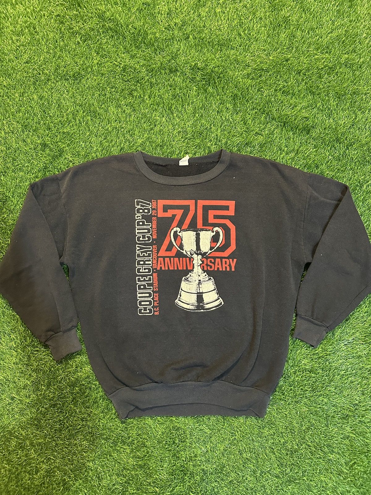 Vintage Vintage cfl grey cup 1987 crewneck size M Size US M / EU 48-50 / 2 - 1 Thumbnail