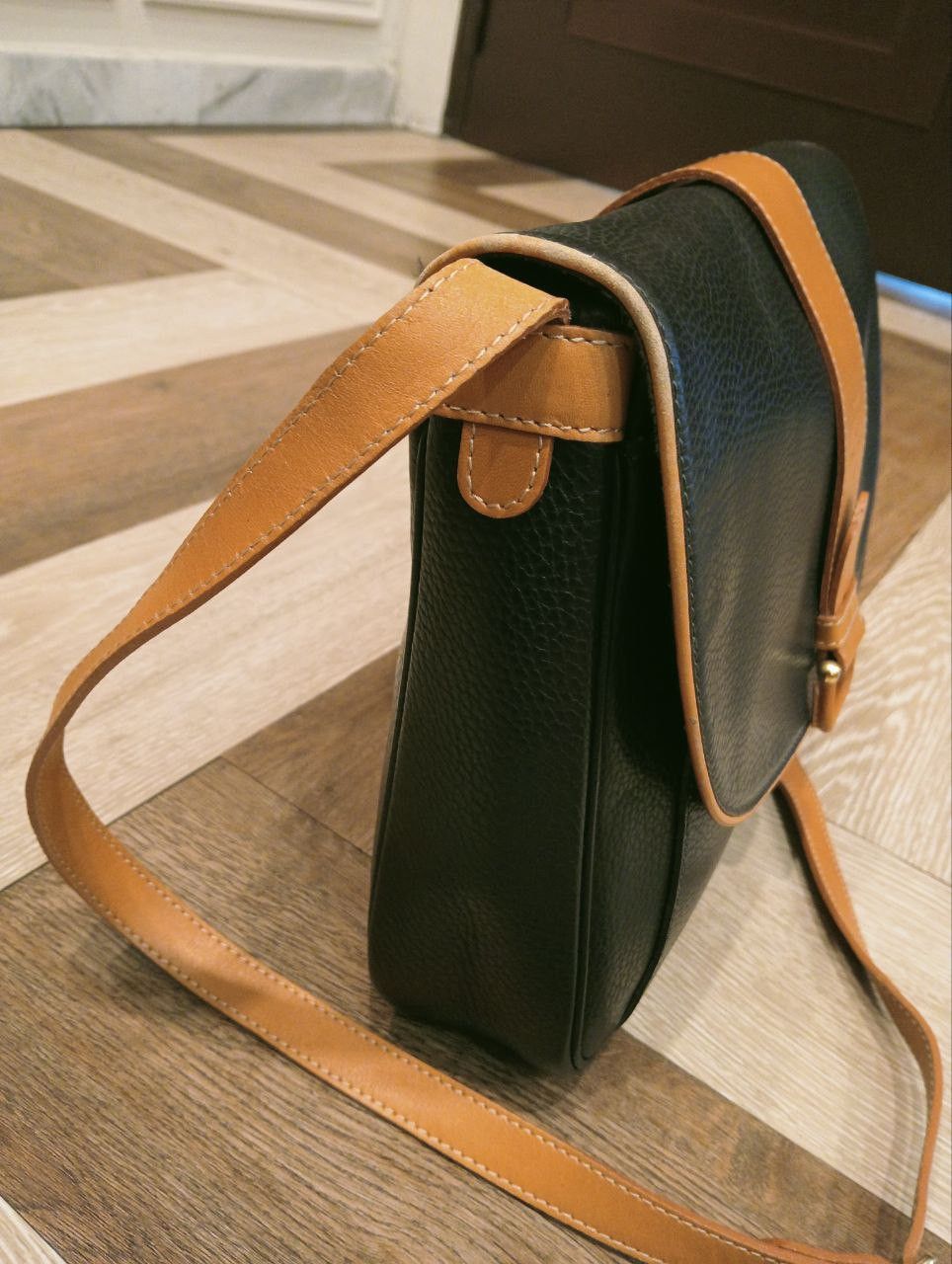 Andre Courreges COURREGES SLING BAG MADE IN FRANCE Size ONE SIZE - 6 Thumbnail
